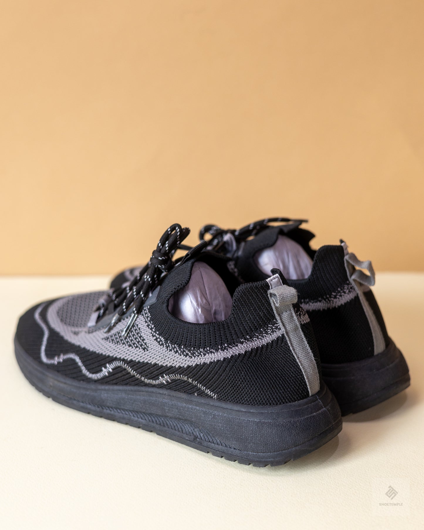 Pull & Bear Sneakers