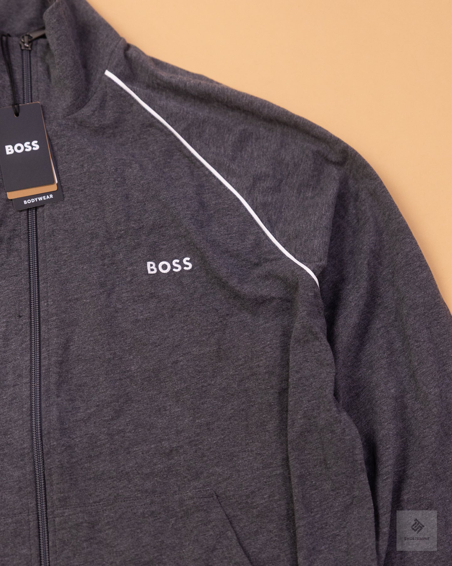 HUGO BOSS embroidered-logo zip-up jacket