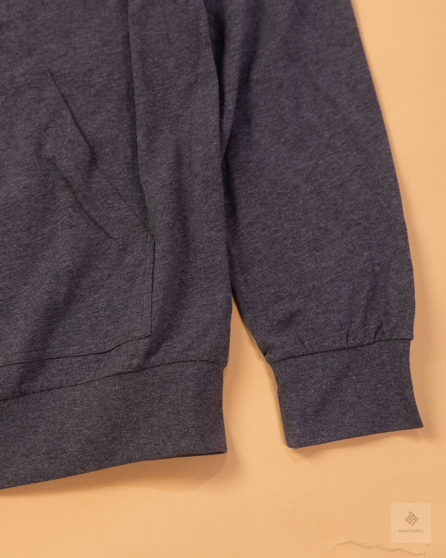 HUGO BOSS embroidered-logo zip-up jacket