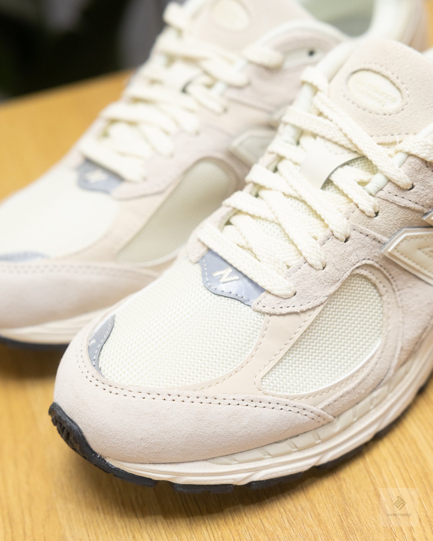 New Balance 2002R sneaker
