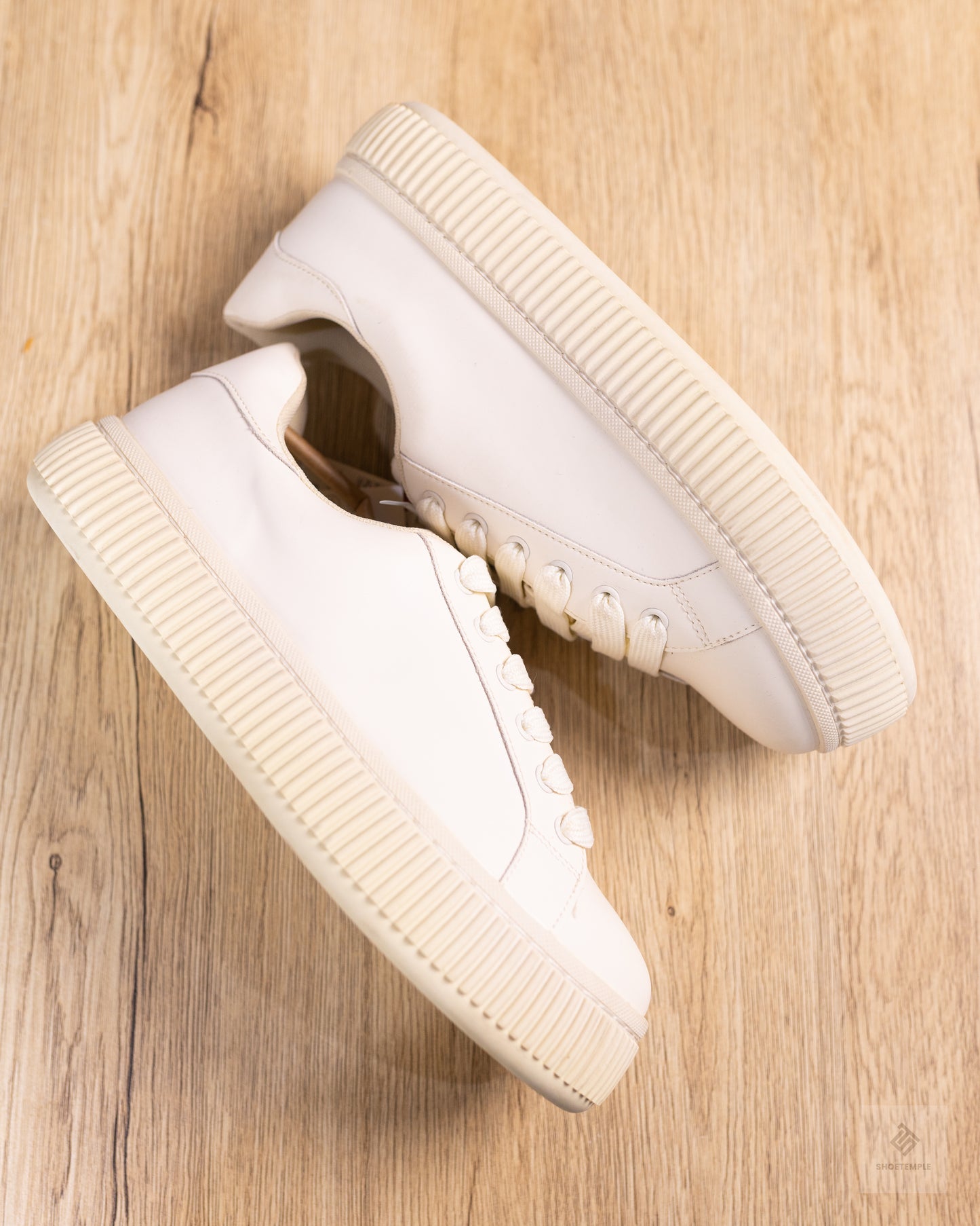 Zara Off White Sneaker
