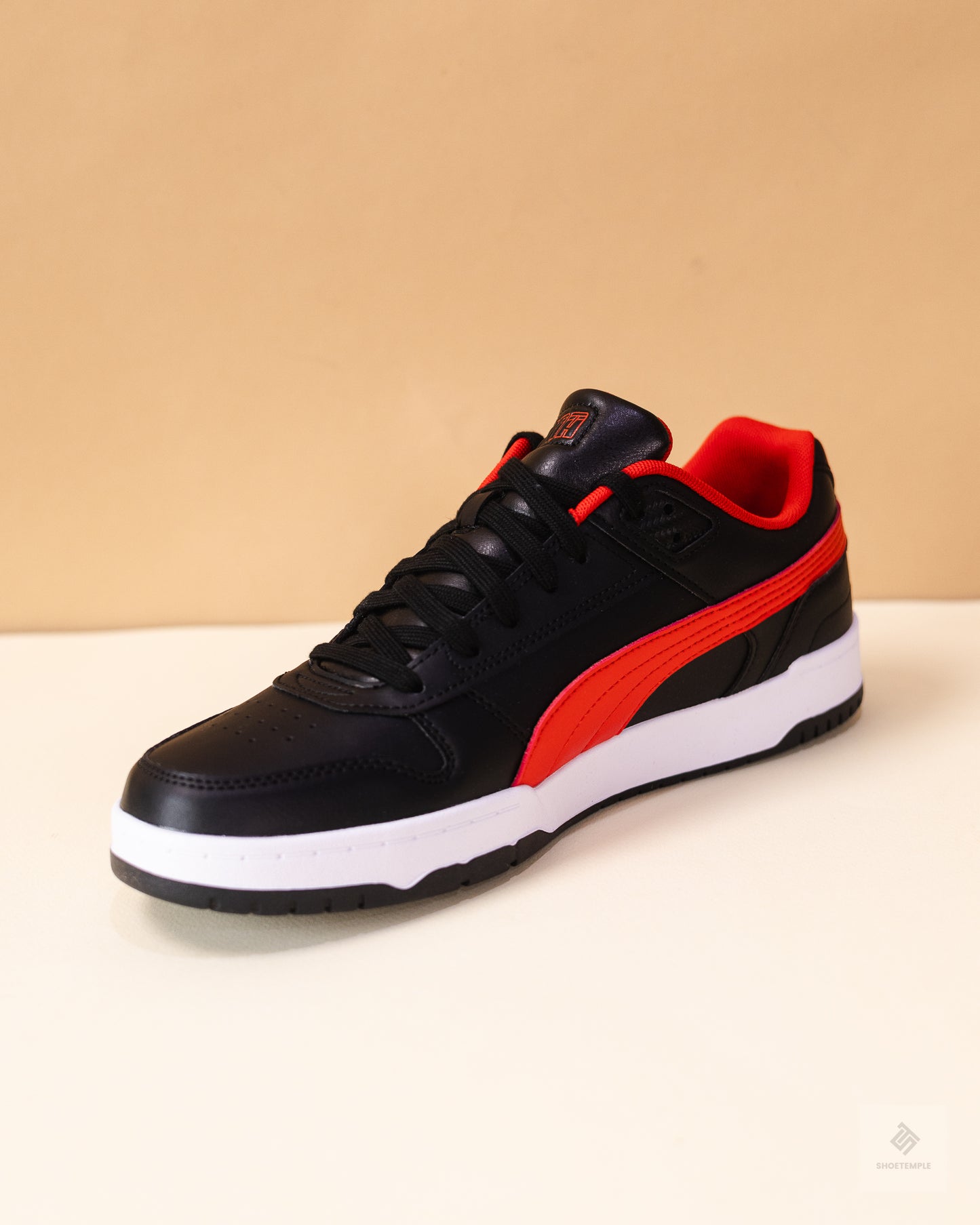 Puma Formula 1® RBD Game Low sneakers