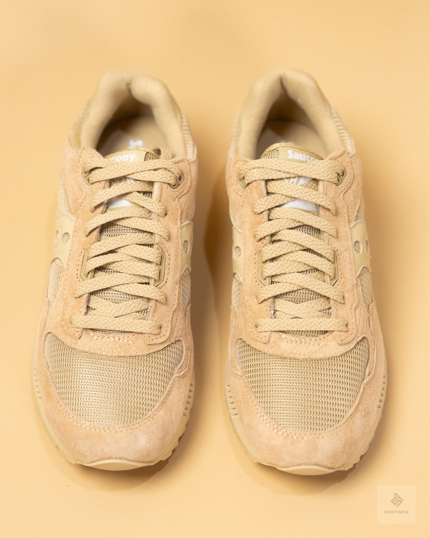 Saucony Shadow 5000 sneakers in the "Sand" beige