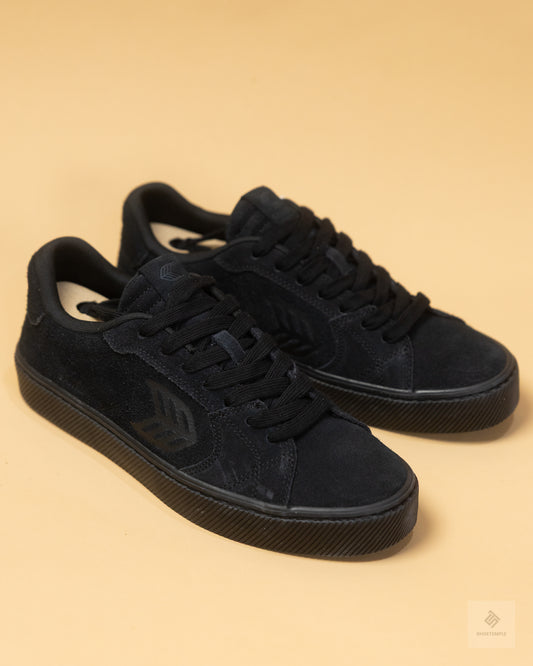 Cariuma All Black Suede Sneaker