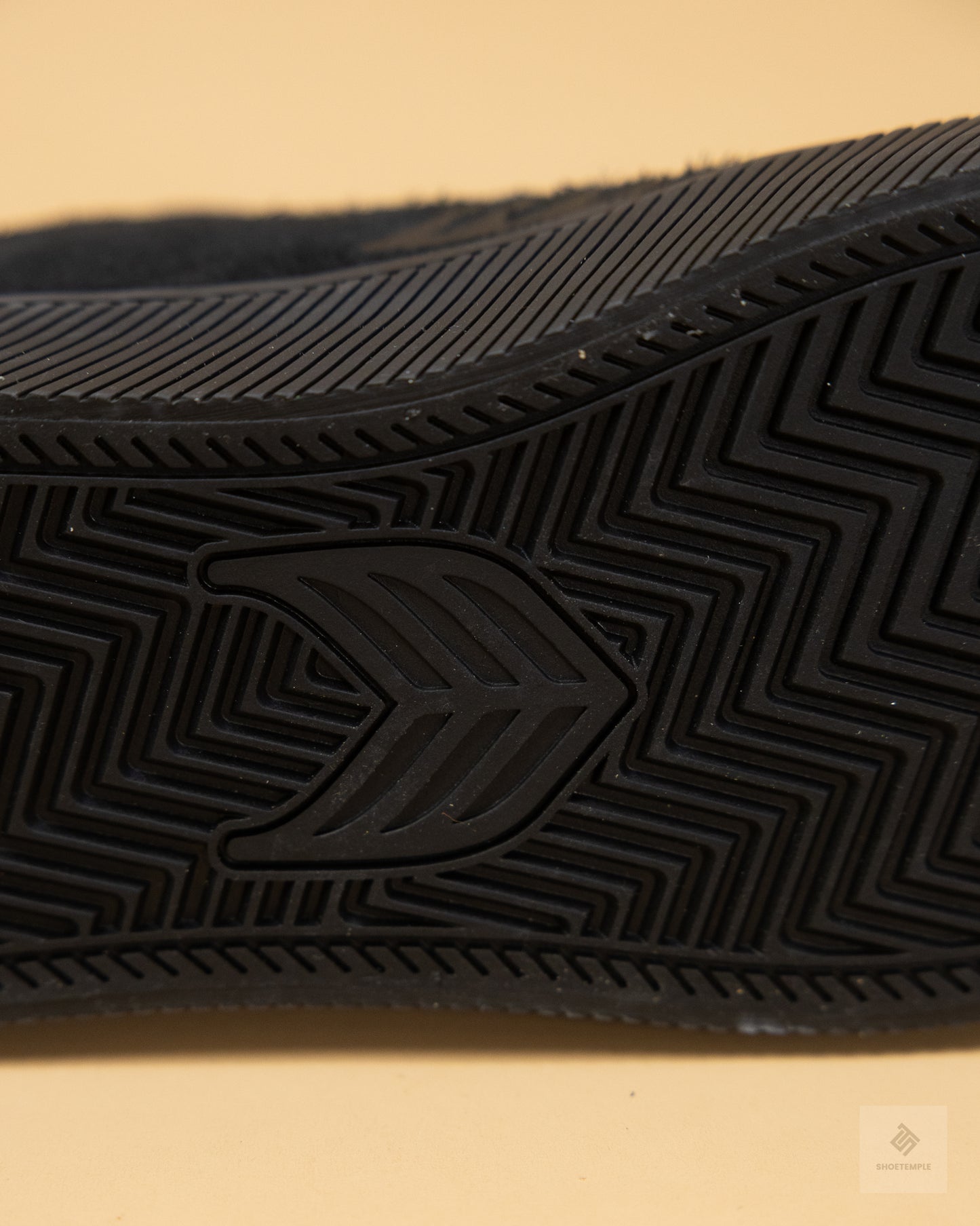Cariuma All Black Suede Sneaker