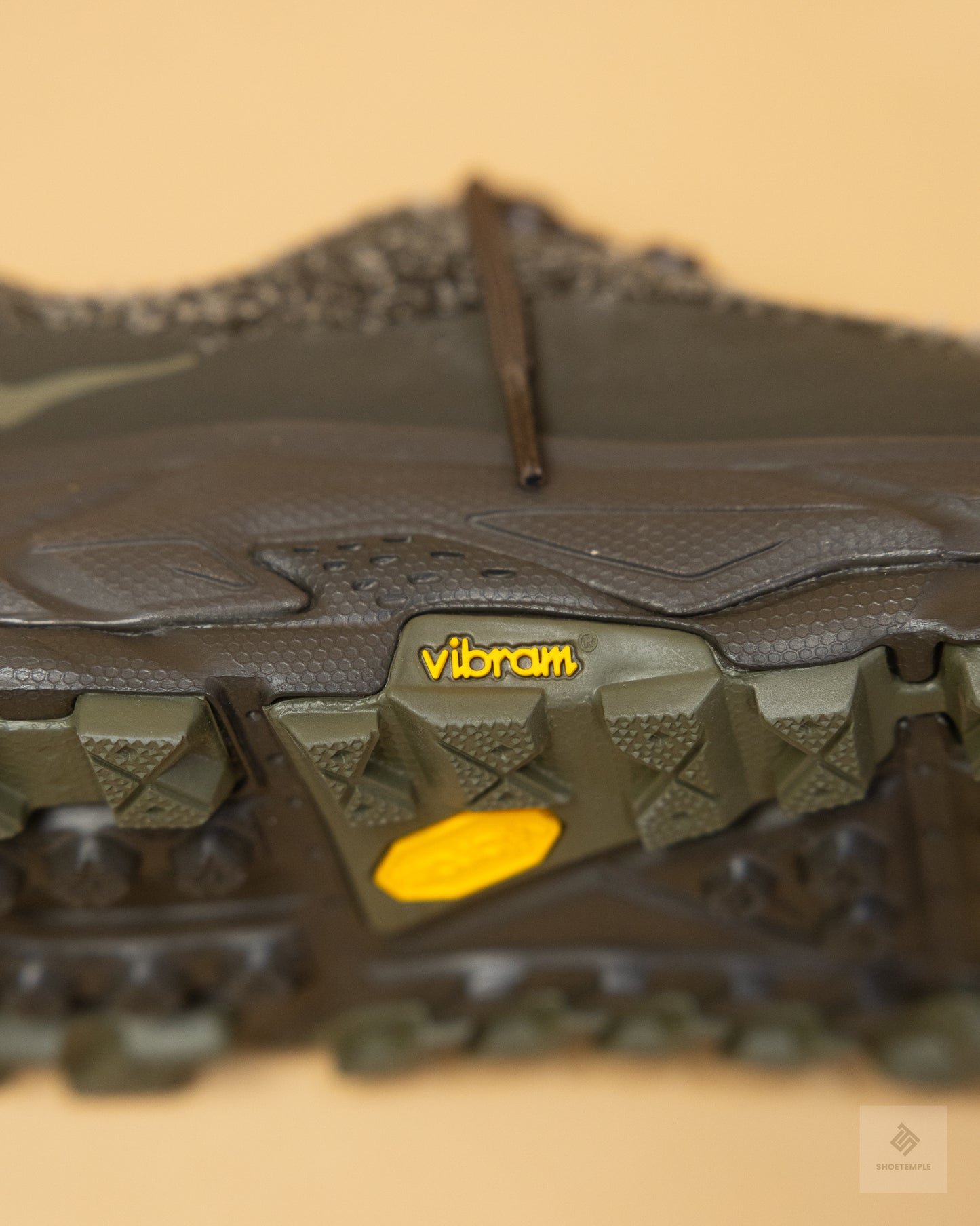 Hoka One One Tor Summit TP