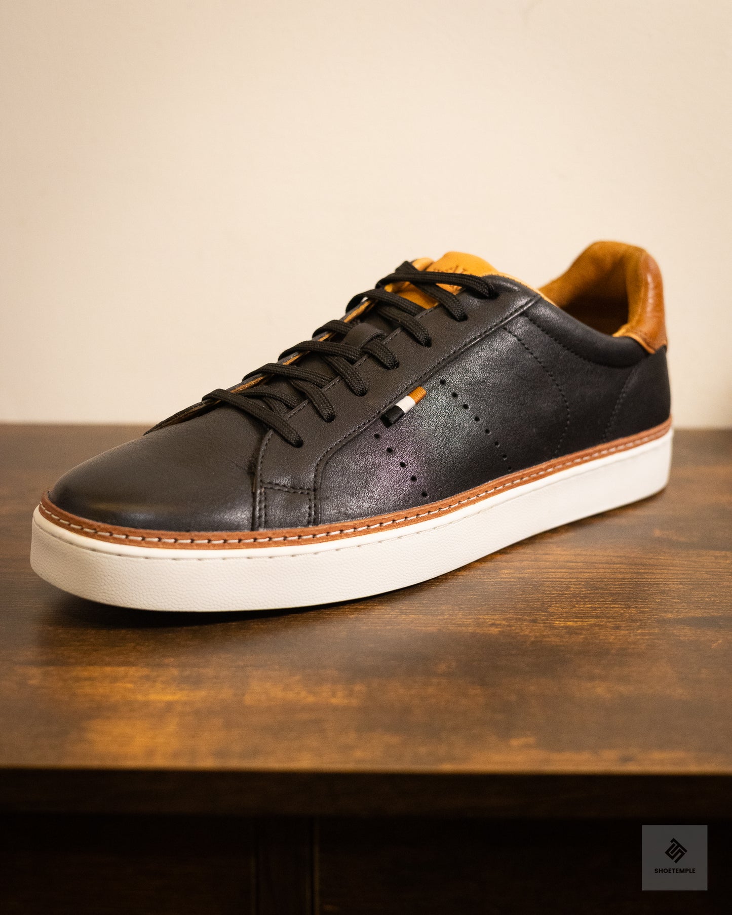 Allen Edmonds Men's Alpha Lace-up Sneaker