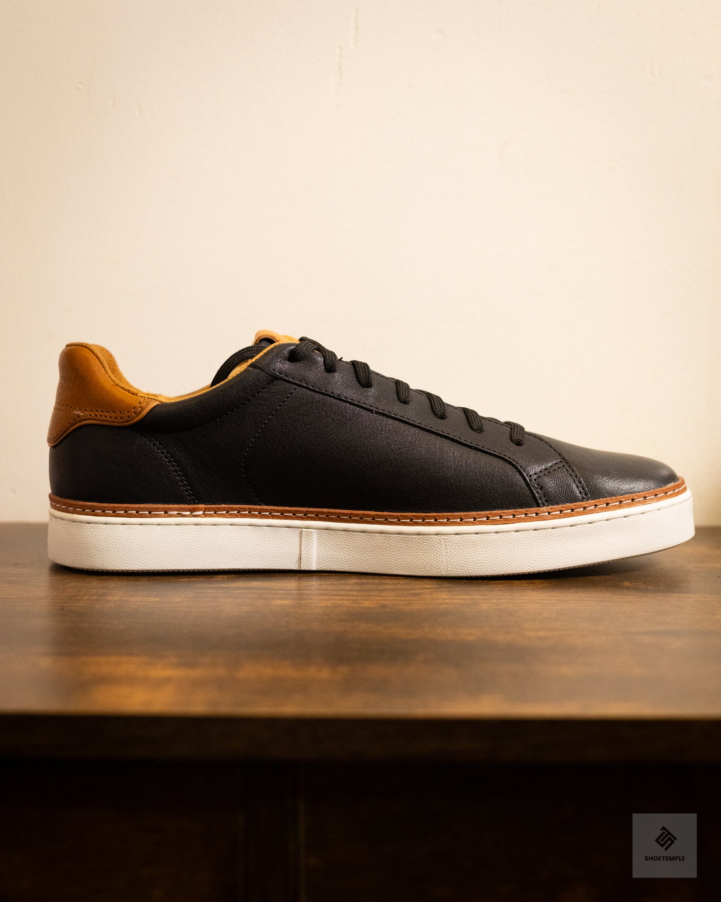 Allen Edmonds Men's Alpha Lace-up Sneaker
