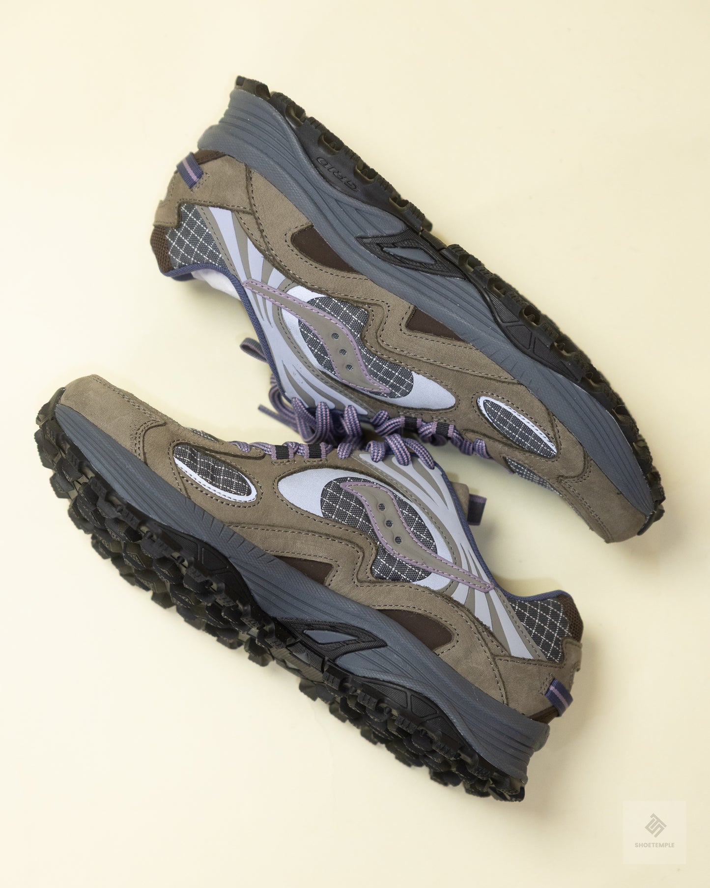 Saucony Grid Aura X Sneaker
