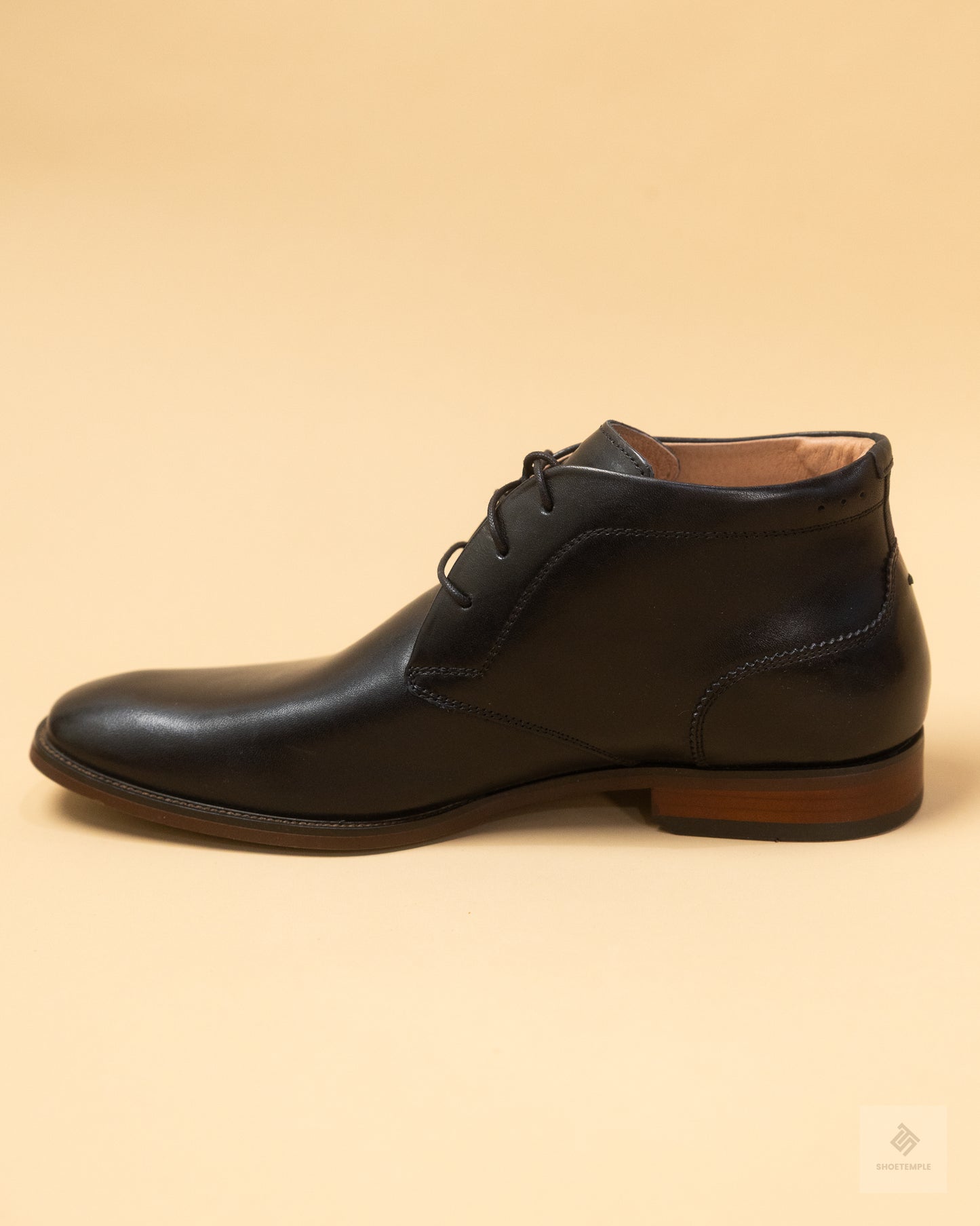 Florsheim Men's Rucci Plain Toe Chukka Boots