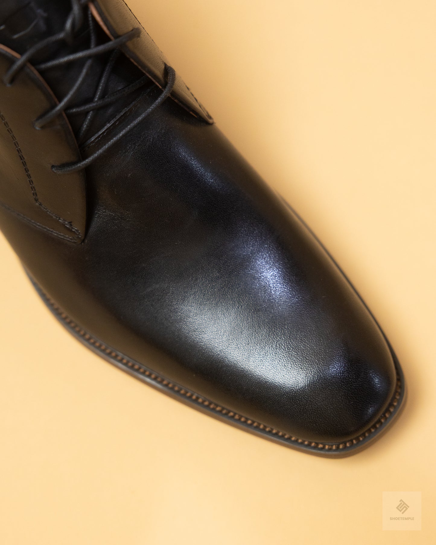 Florsheim Men's Rucci Plain Toe Chukka Boots