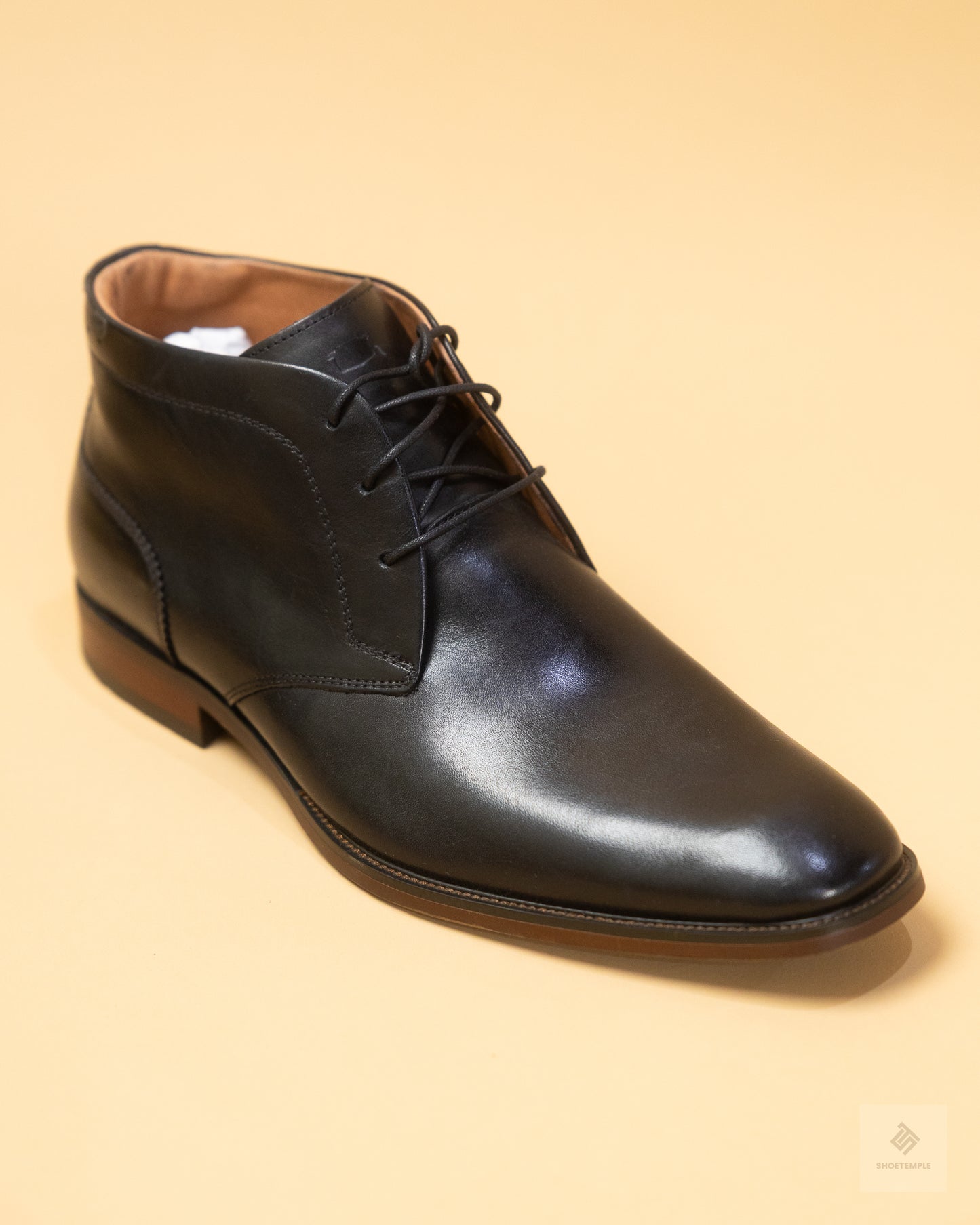 Florsheim Men's Rucci Plain Toe Chukka Boots
