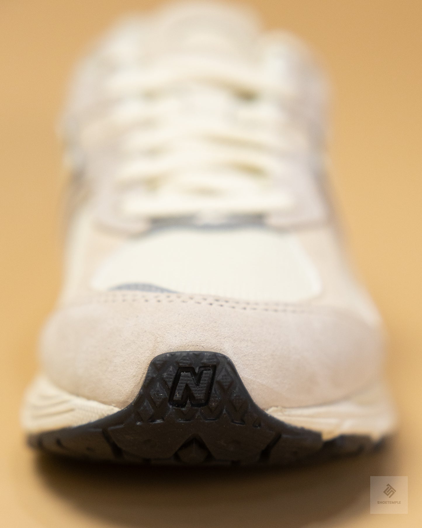 New Balance 2002R sneaker