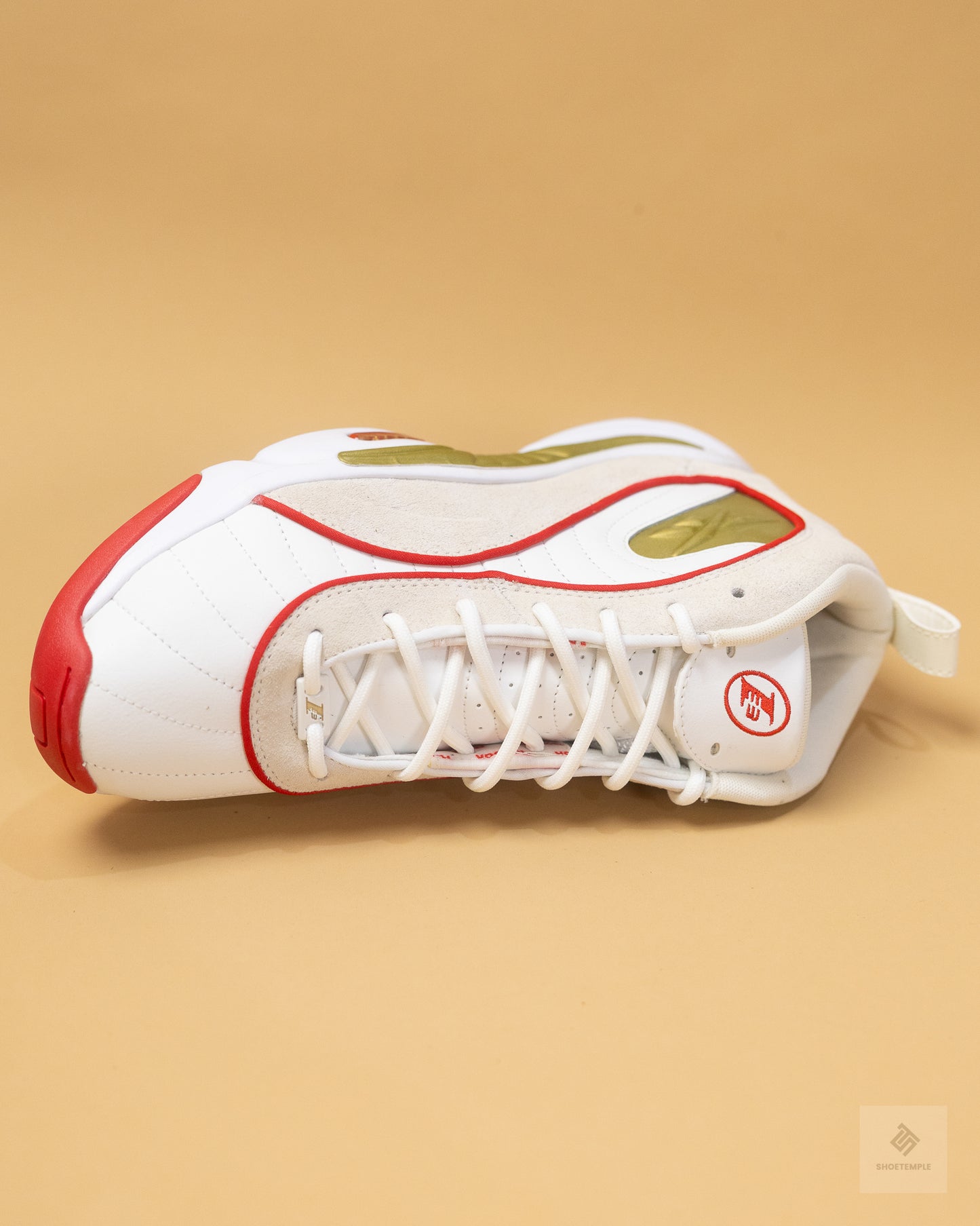Reebok Answer III - Chalk/Vector Red/Gold
