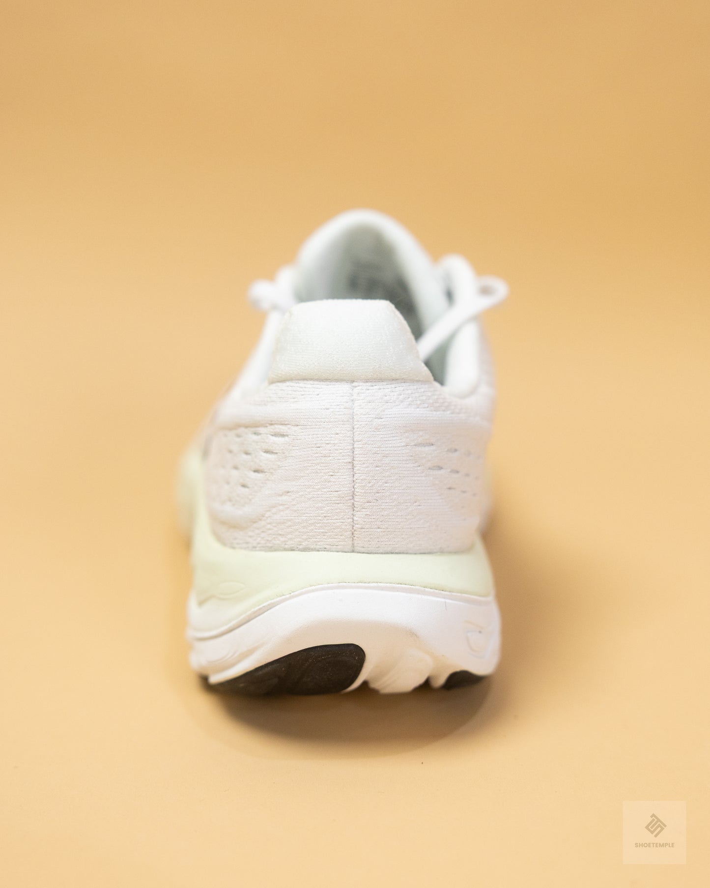 New Balance Fresh Foam X Vongo v6 Running Shoe - White/Silver