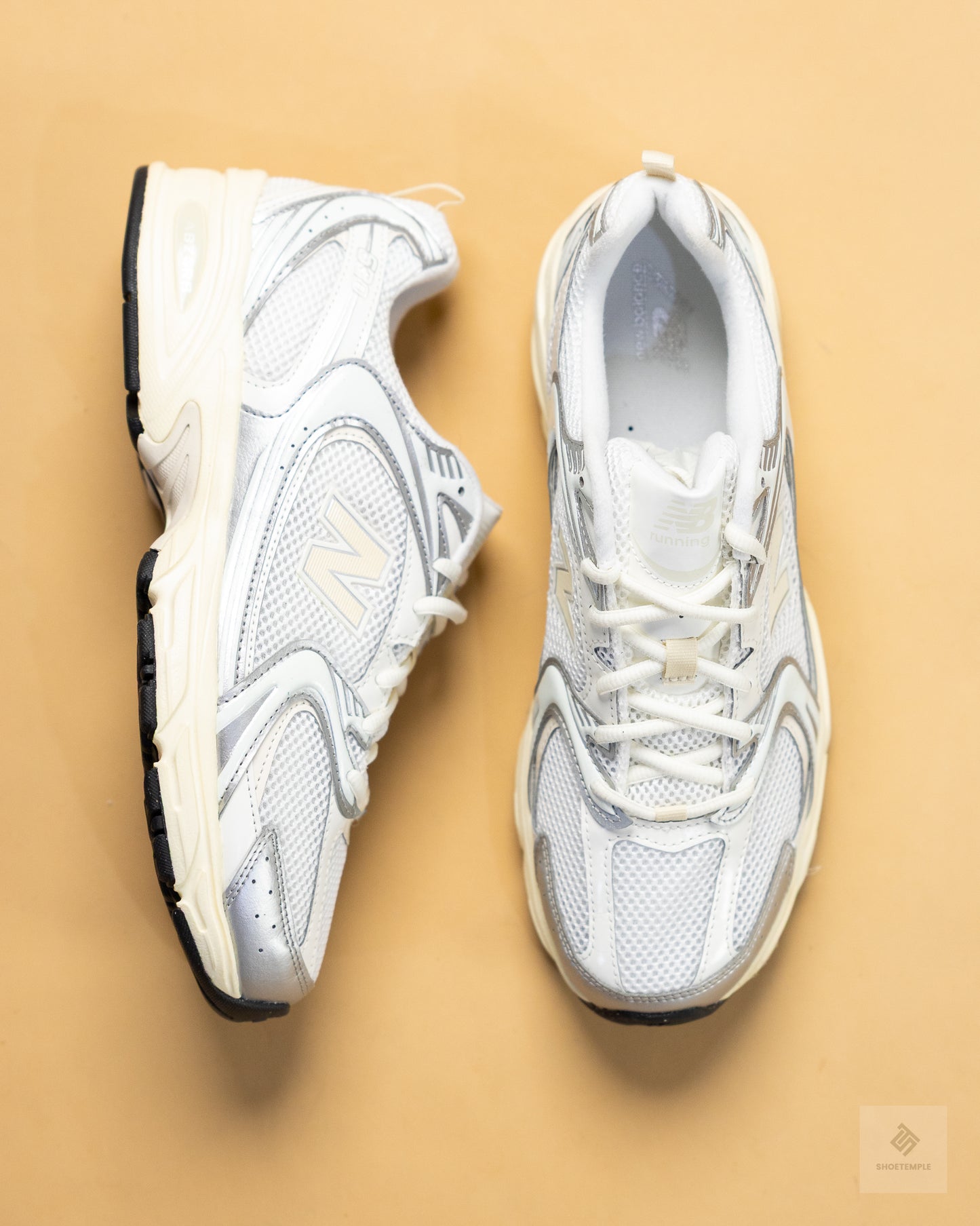 New Balance 530 Sneakers
