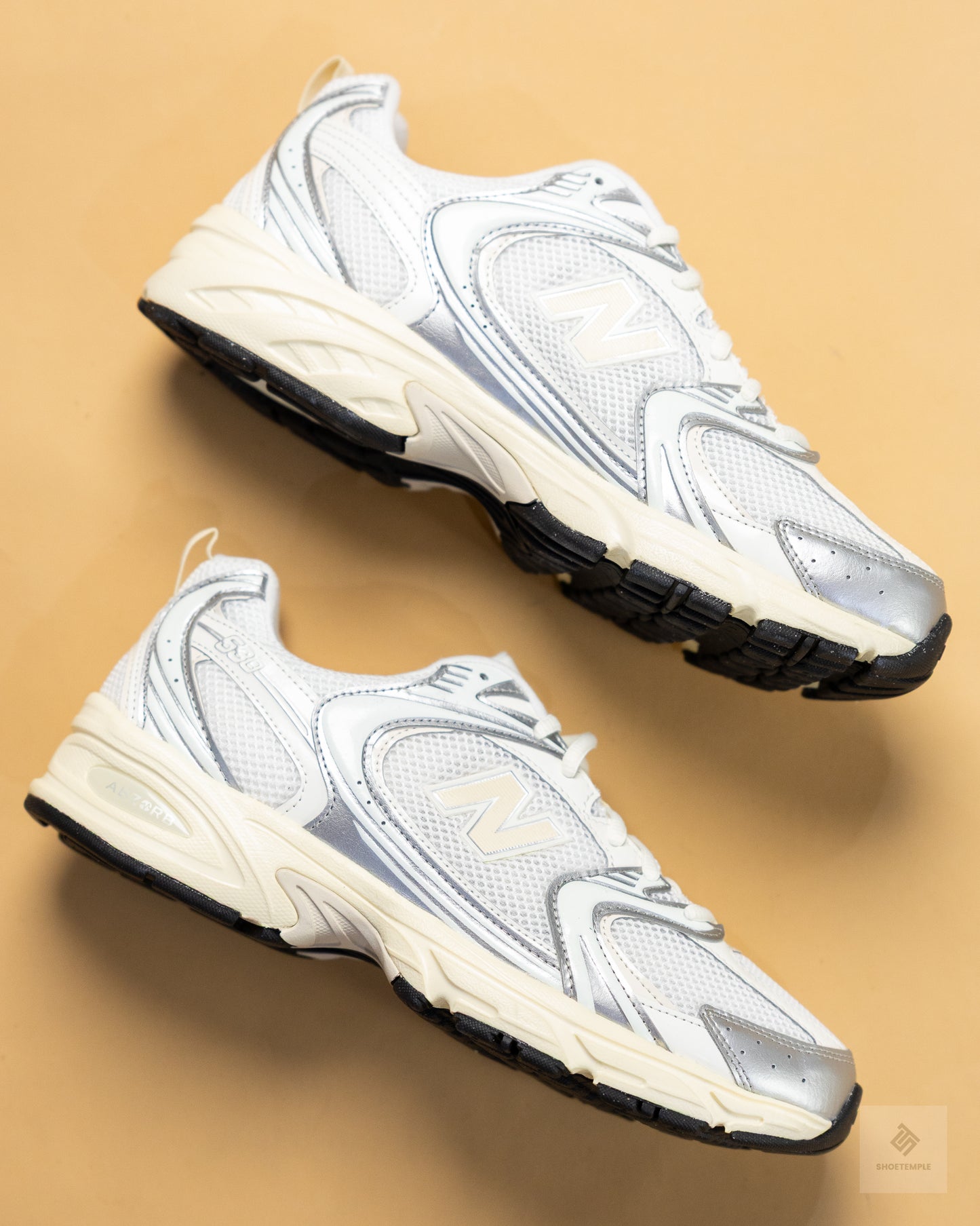 New Balance 530 Sneakers