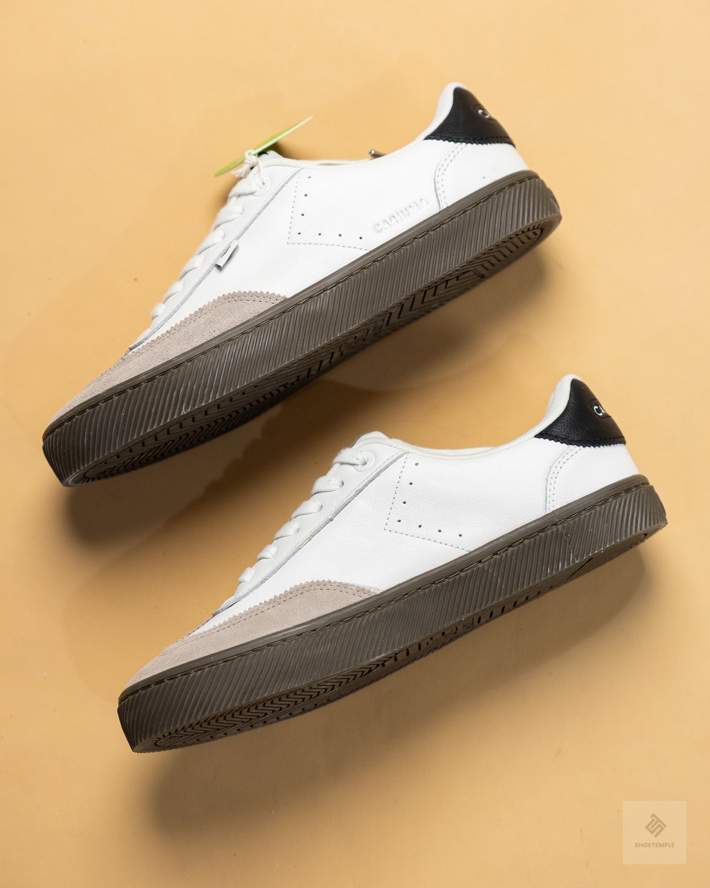 Cariuma Toca Leather and Suede Sneakers