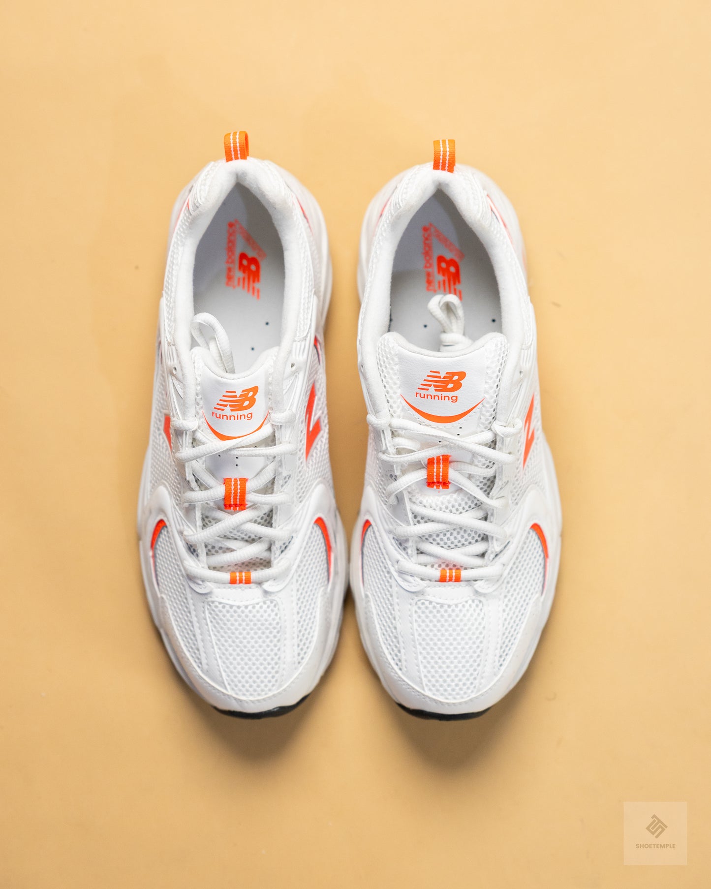 New Balance 530 Sneakers – White/Orange