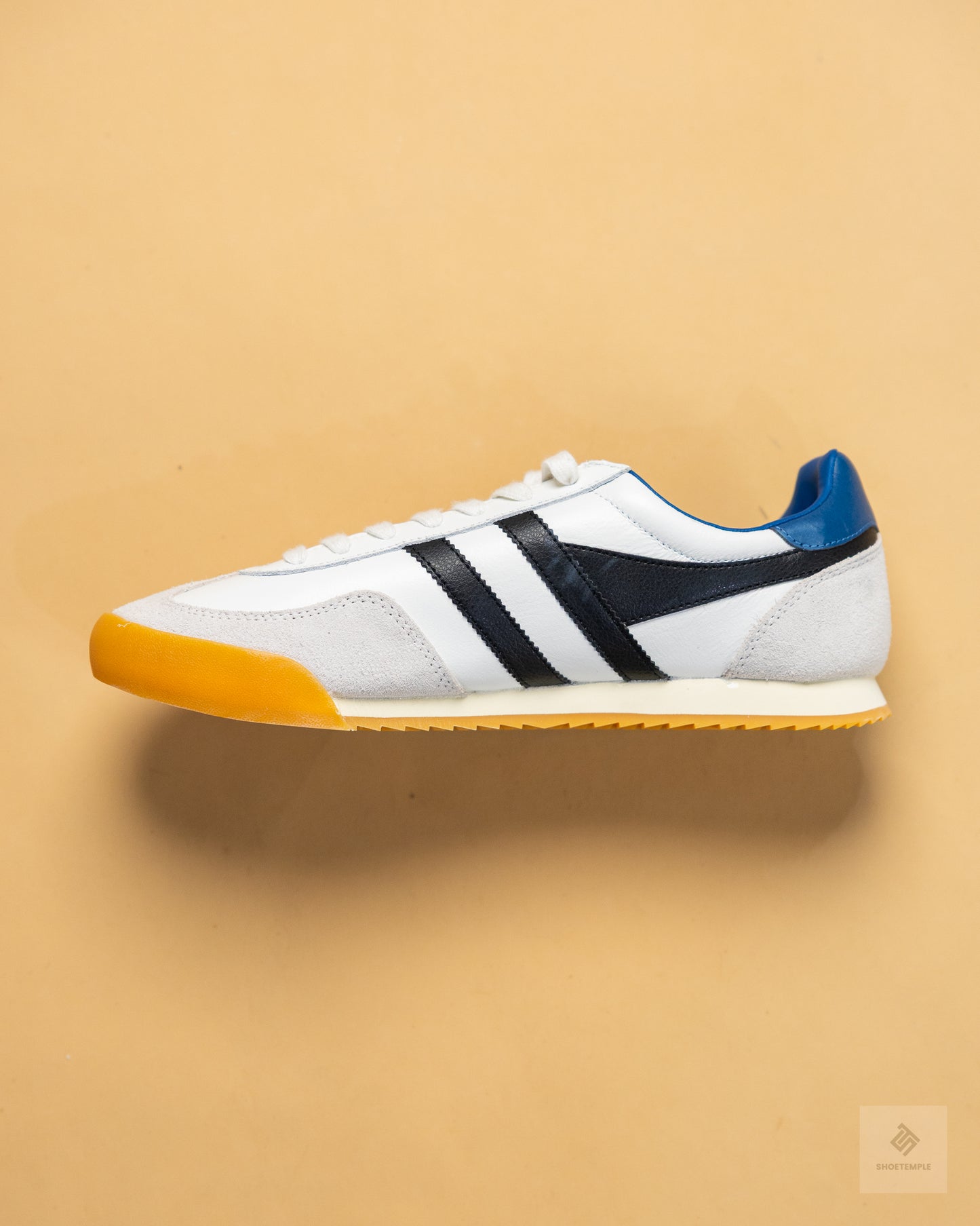 Gola Stadium Leather Trainers – White/Black/Marine Blue