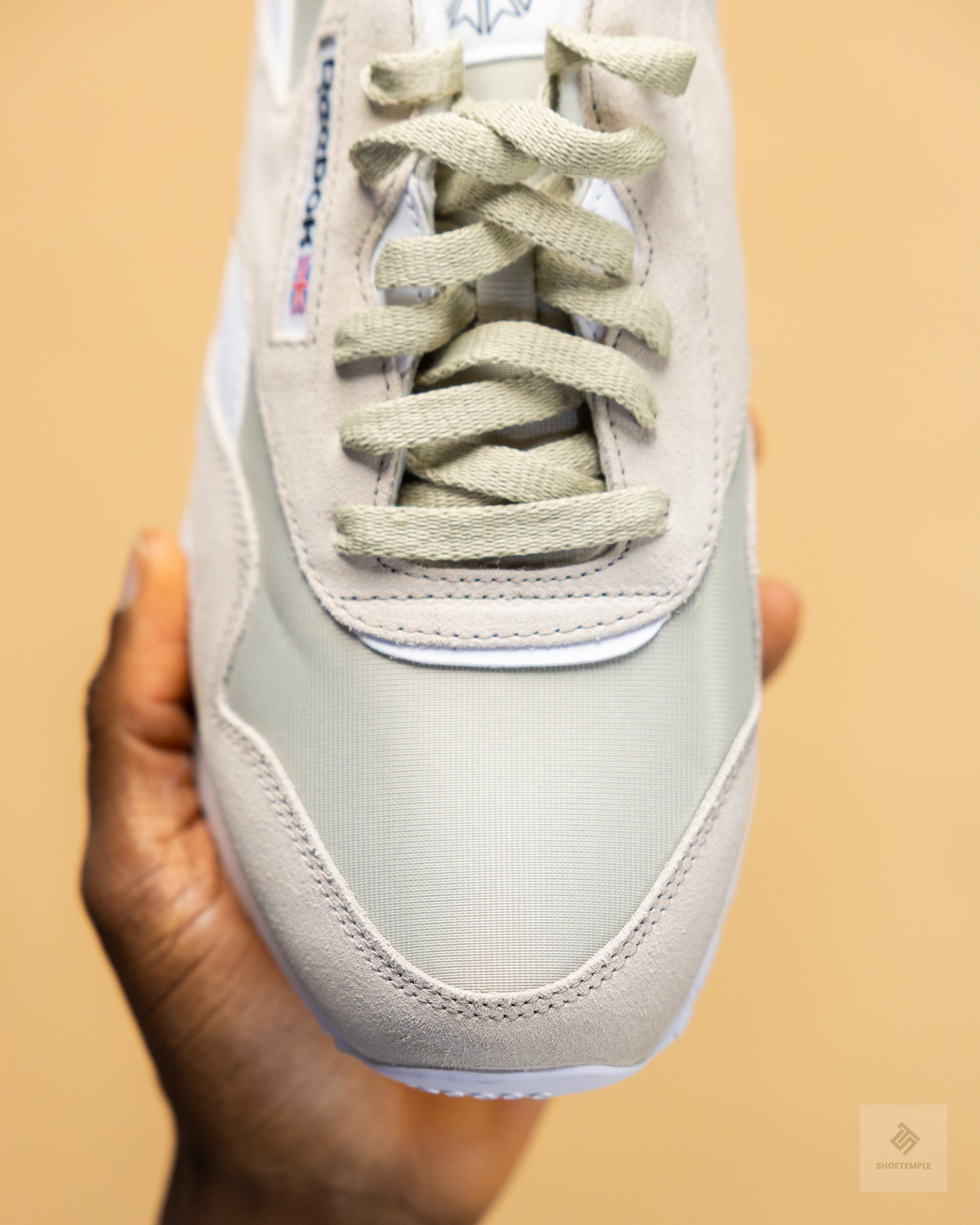 Reebok Classic Nylon – Sport Beige/White