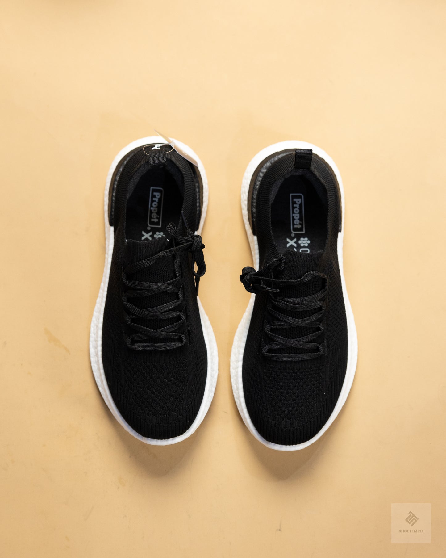 Propét B10 Unite Men's Knit Sneaker – Black