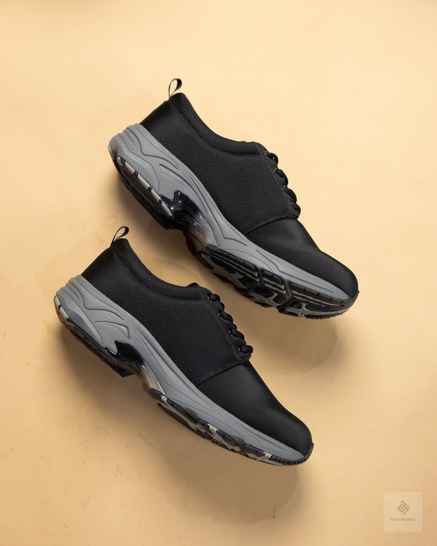 Foot Saver Orthopedic Sneakers – Black
