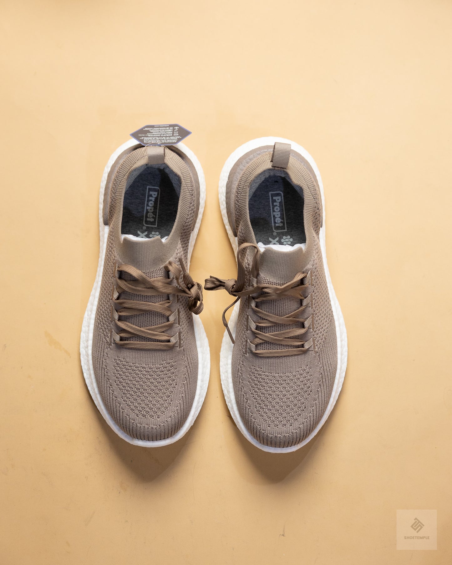 Propét B10 Unite Men's Knit Sneaker – Taupe