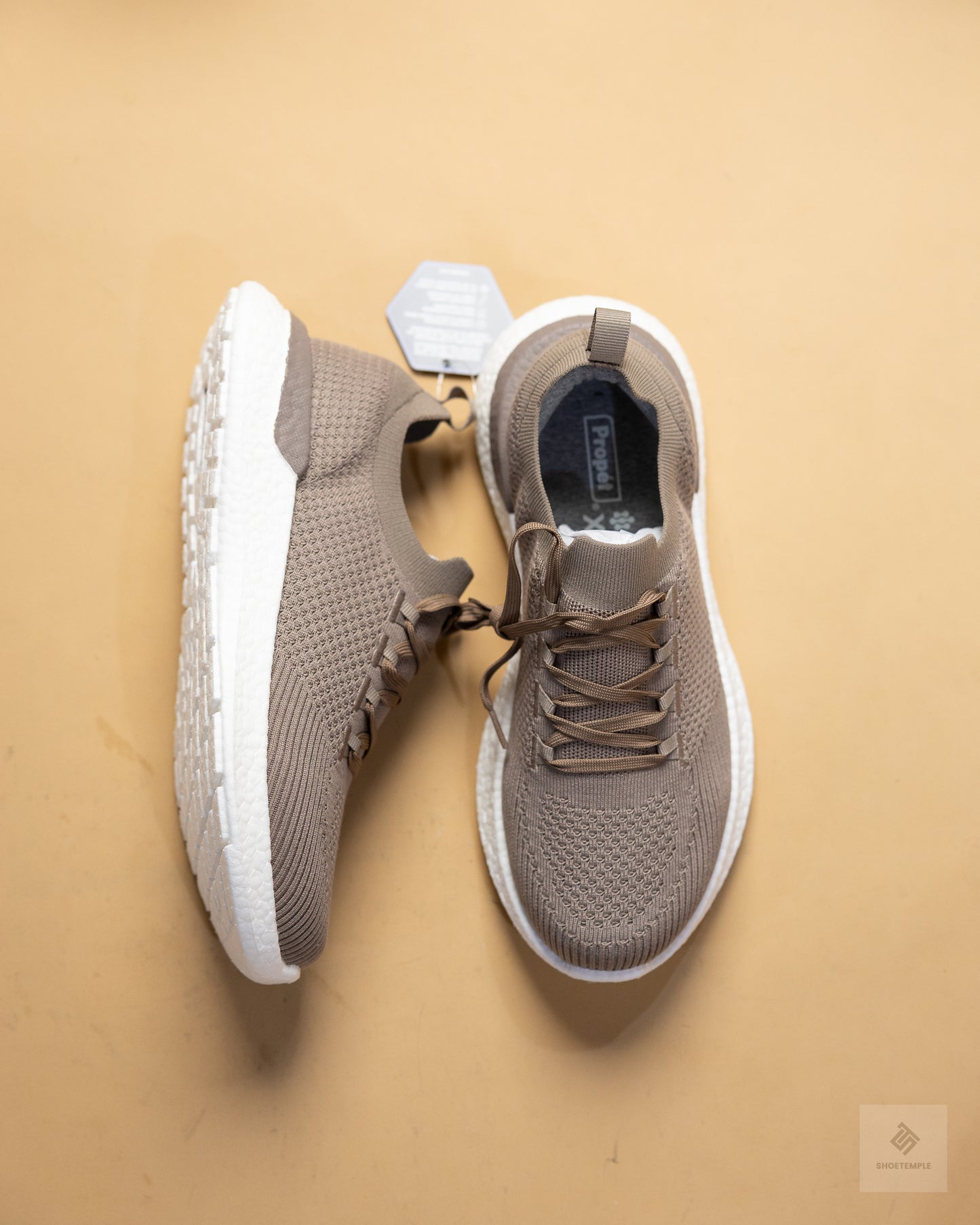 Propét B10 Unite Men's Knit Sneaker – Taupe