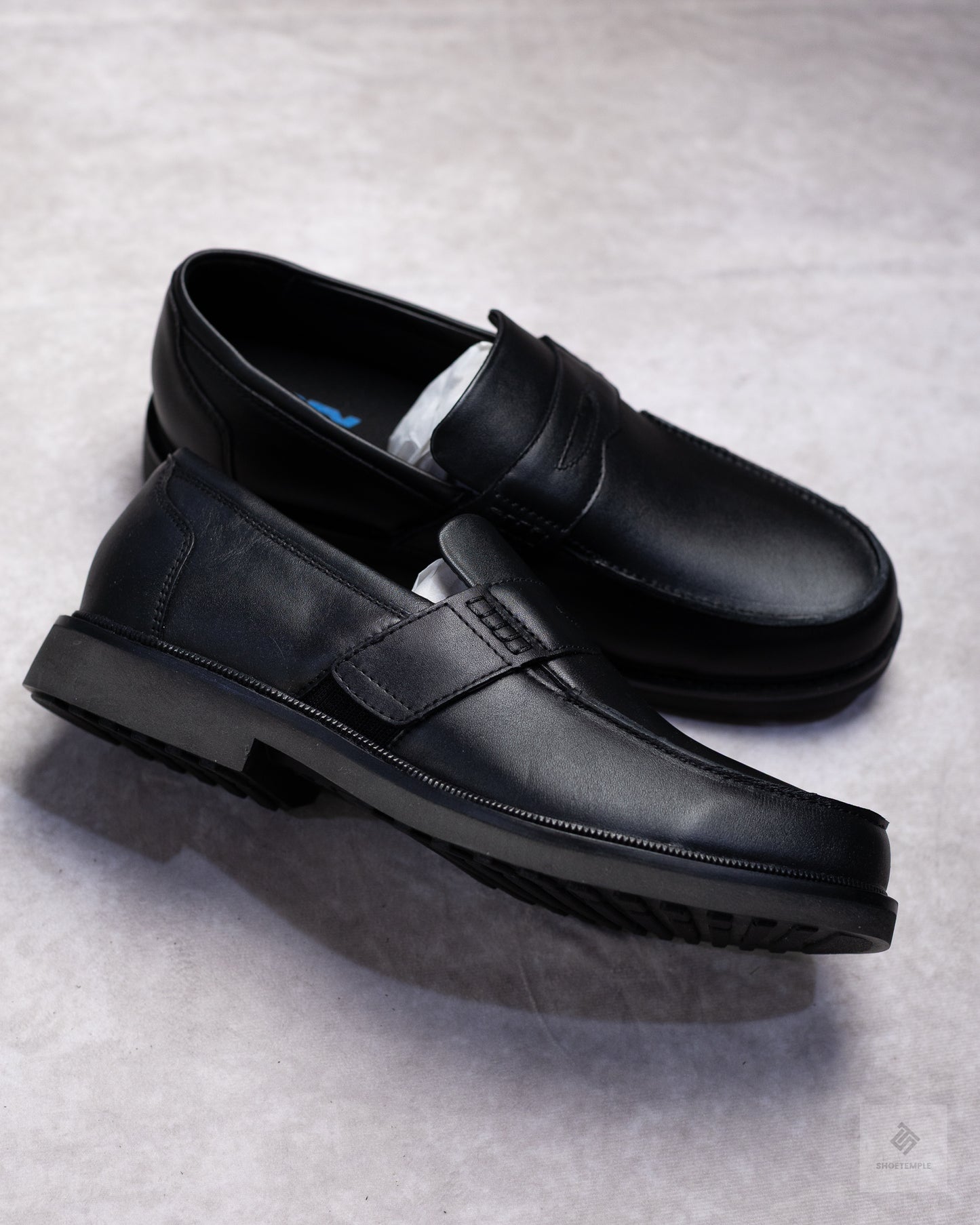Apex Lexington Penny Strap Loafers