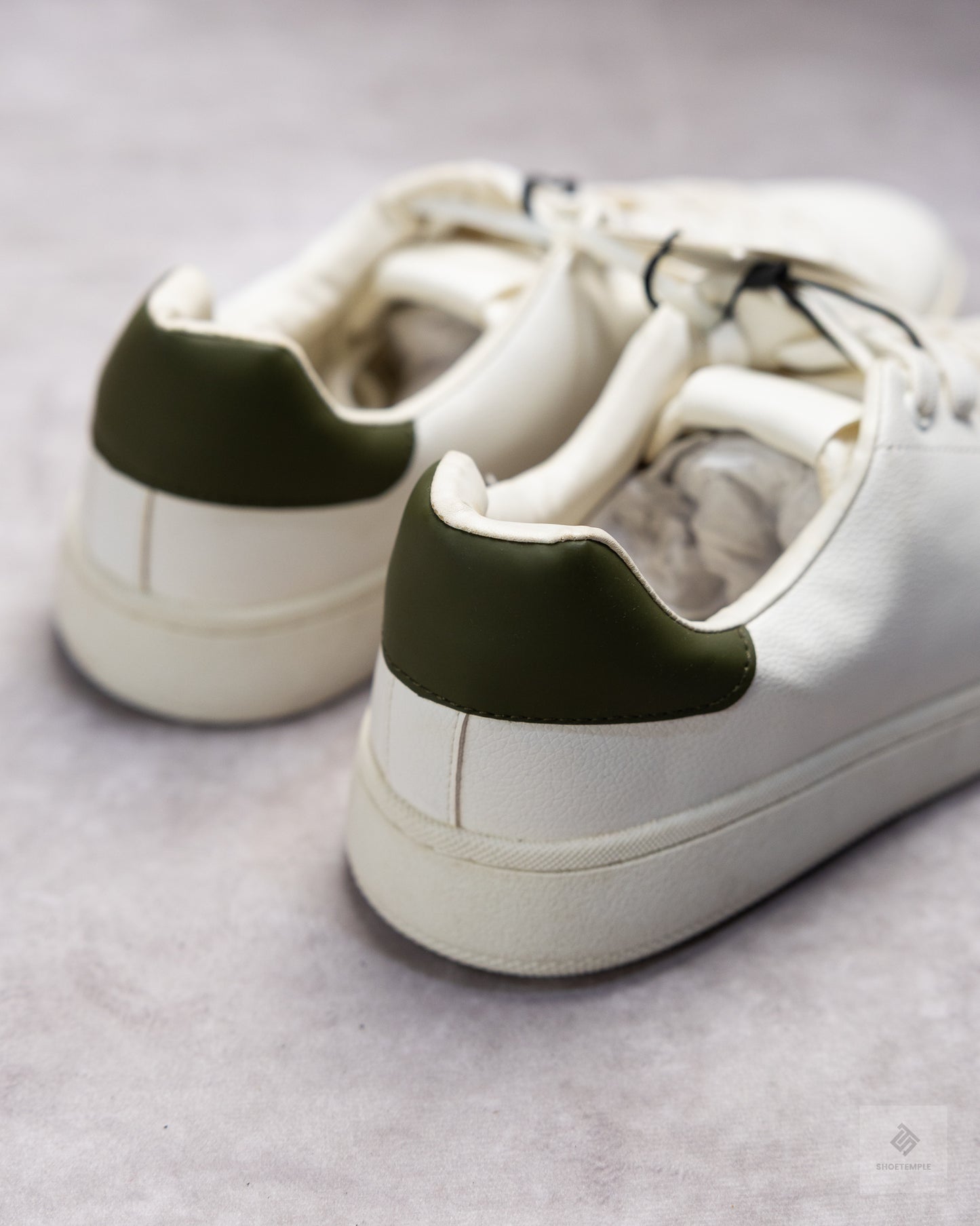 Zara Sneakers - White