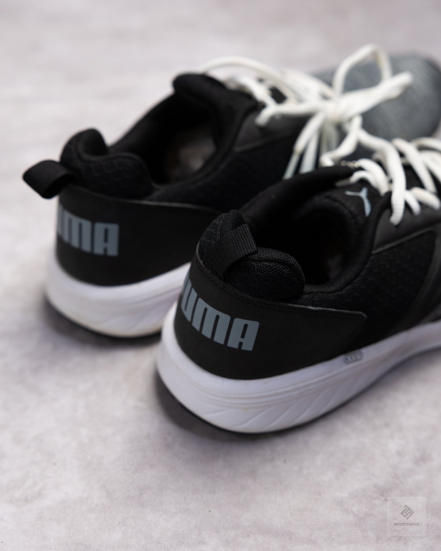 Puma NRGY Comet sneakers