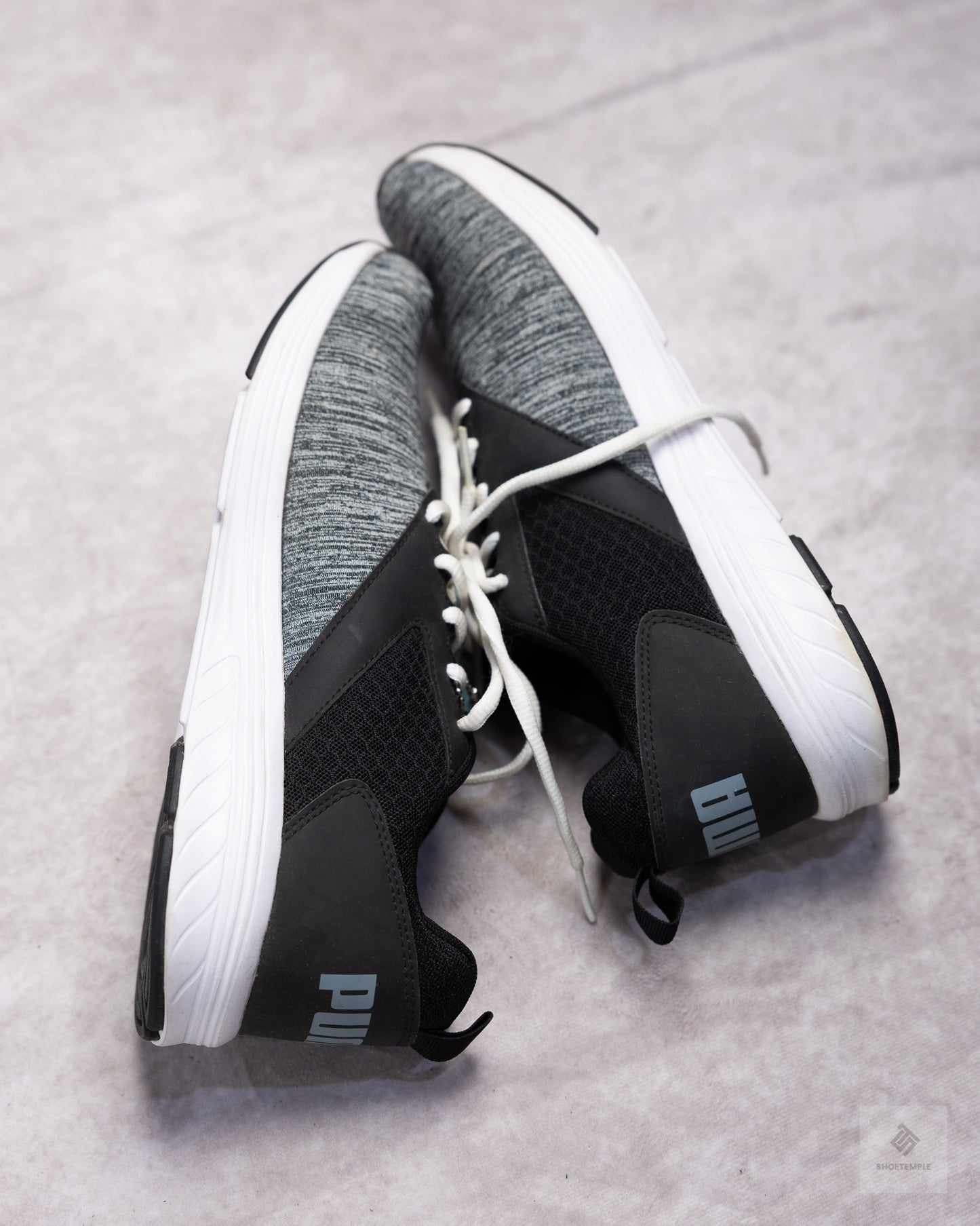 Puma NRGY Comet sneakers