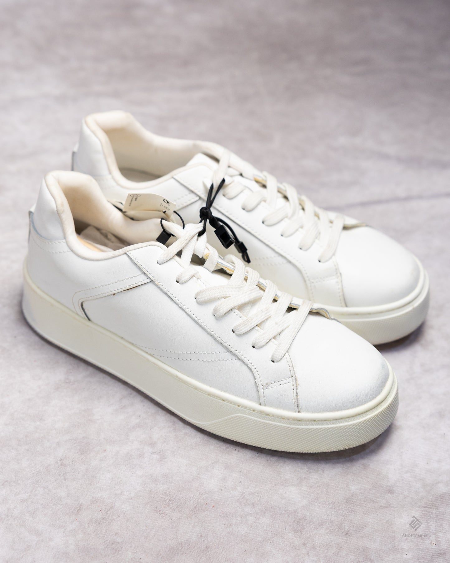 Zara Sneakers - White
