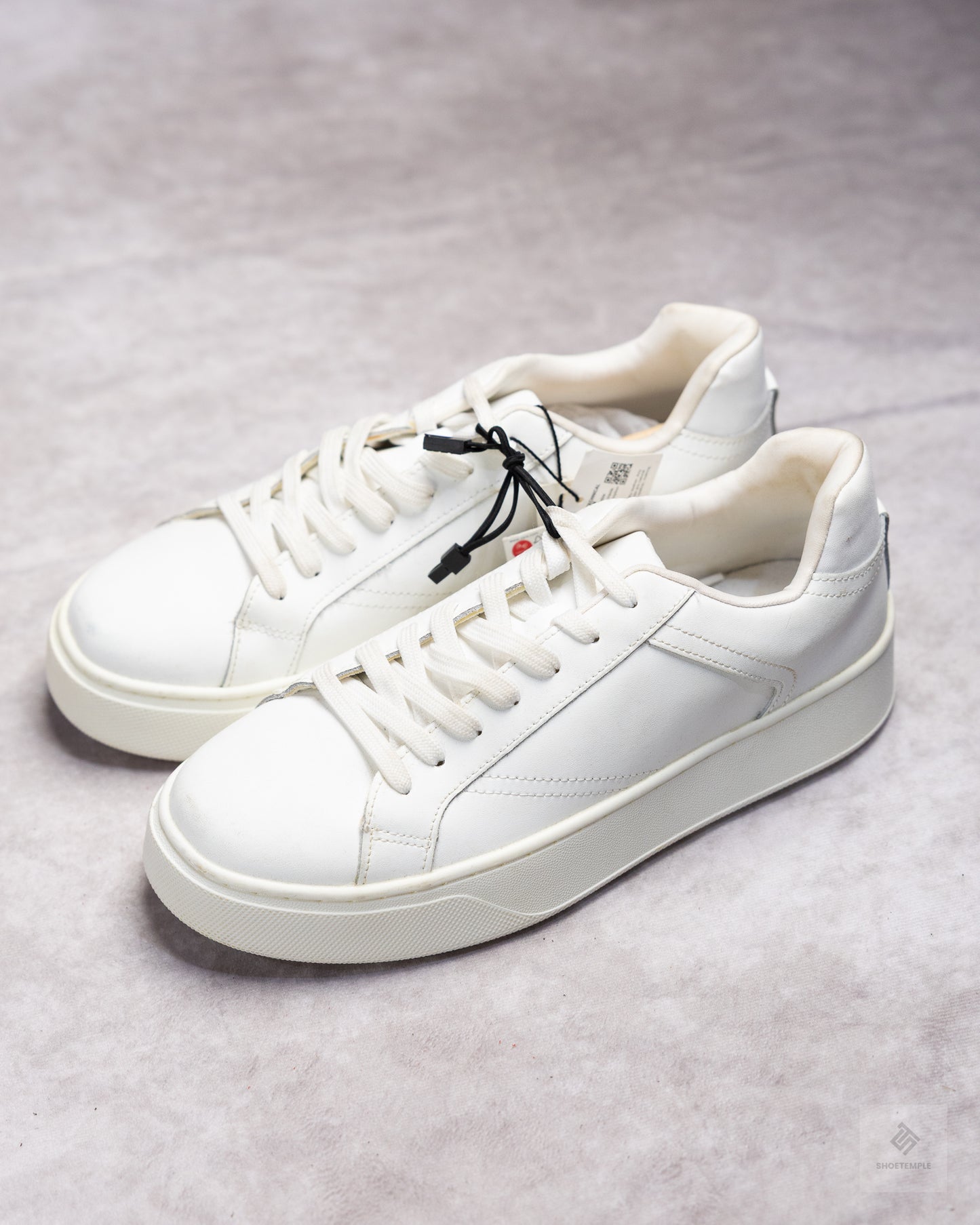 Zara Sneakers - White