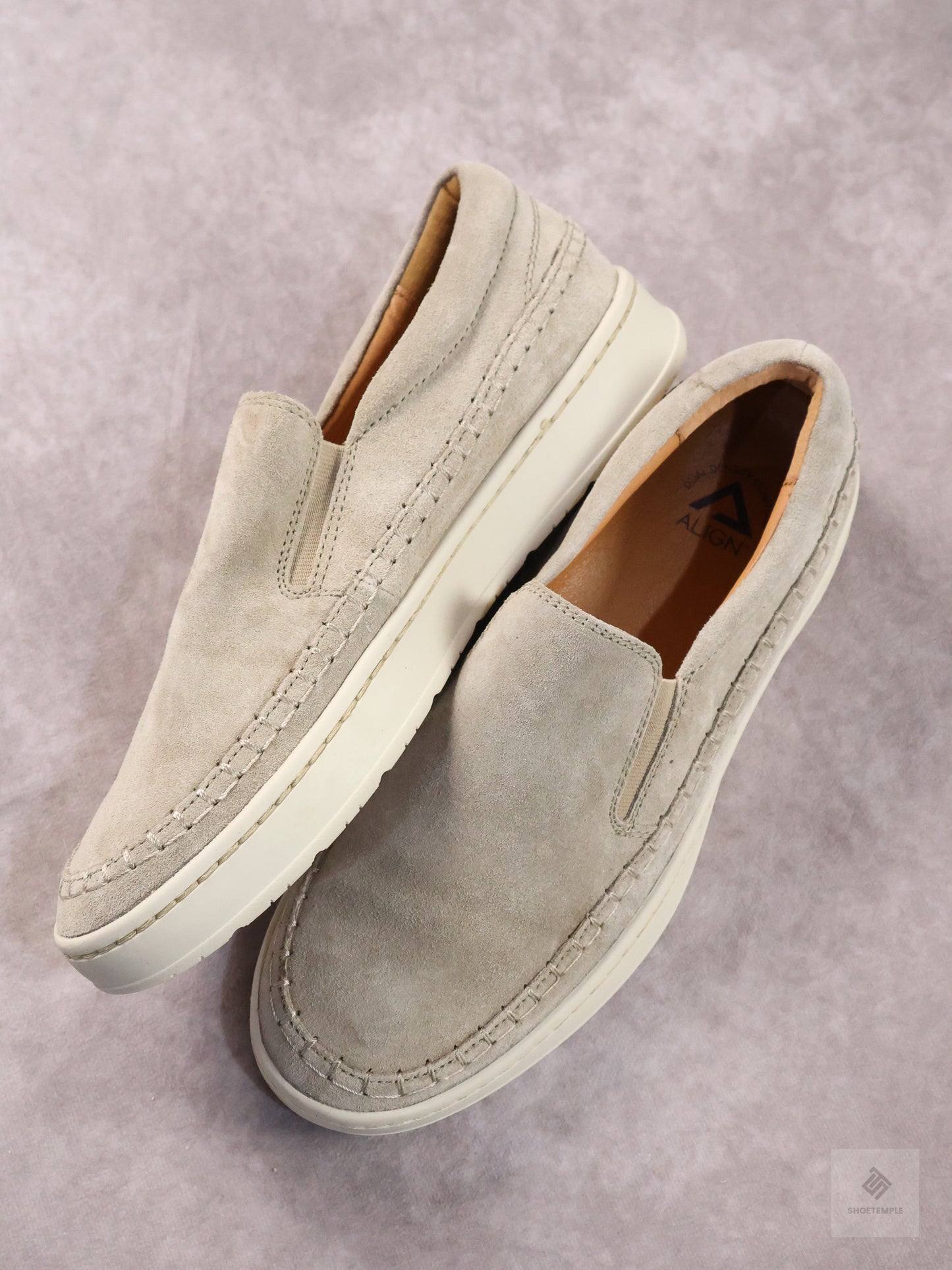 Alignbrand Ventura Slip-On Suede Sneaker