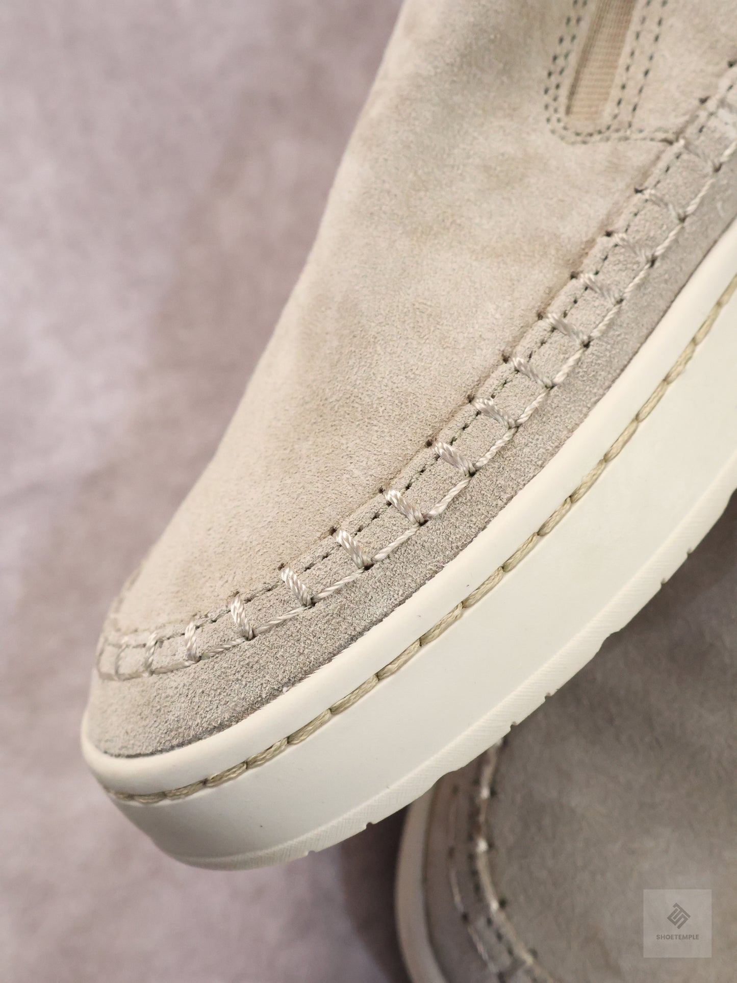 Alignbrand Ventura Slip-On Suede Sneaker