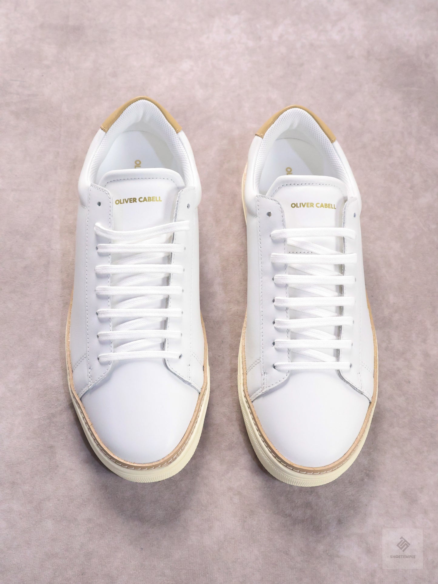 Oliver Cabell Low 1 Pro