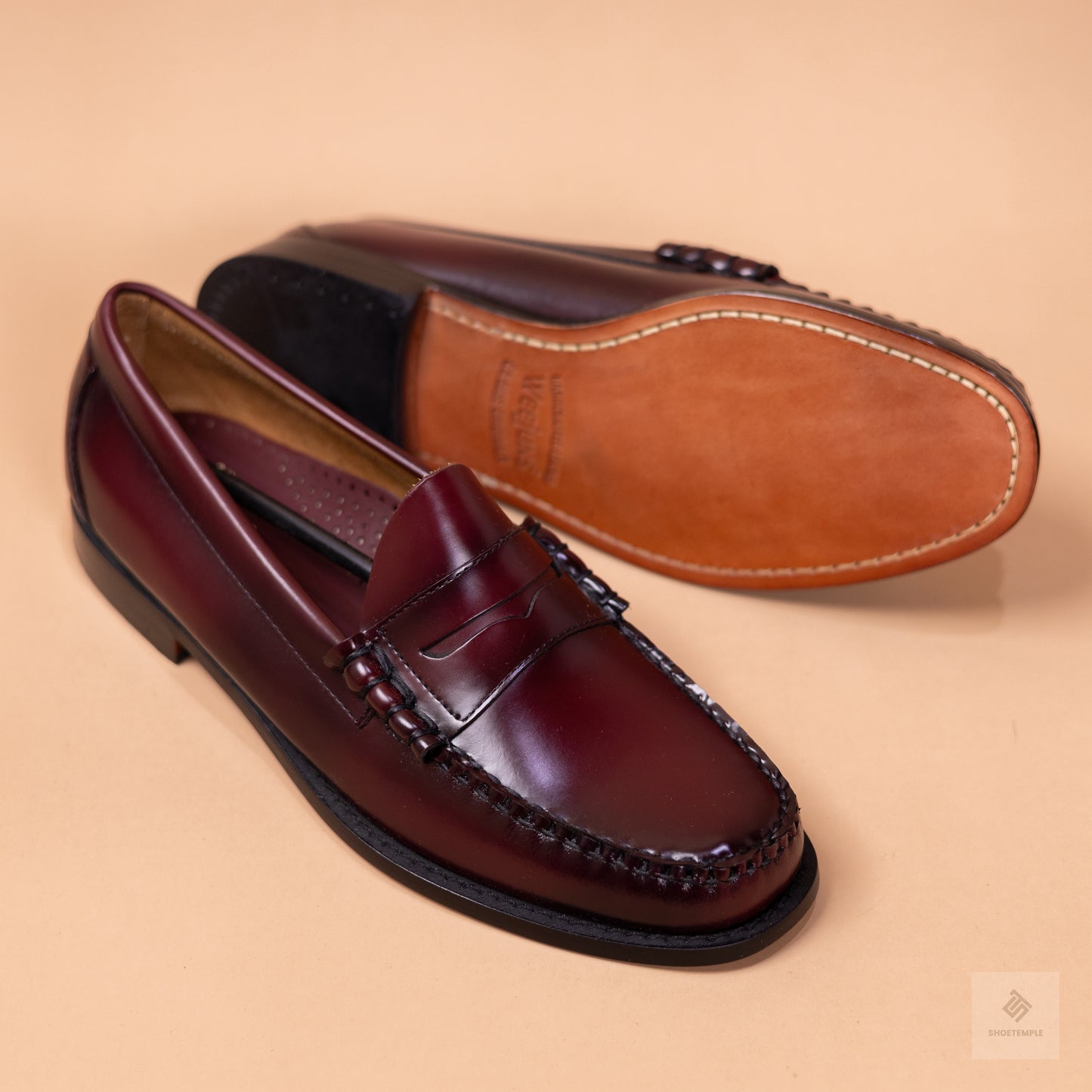 Larson Weejuns Letterman Loafer