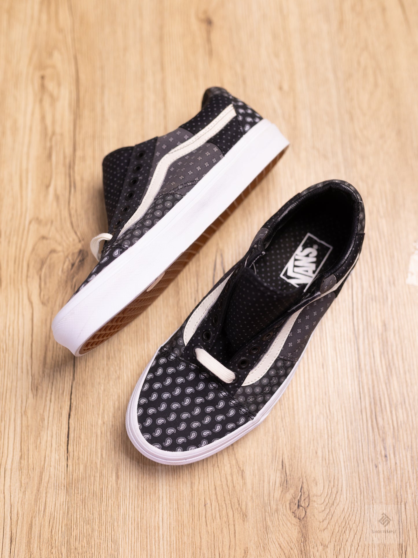 Vans Sneakers