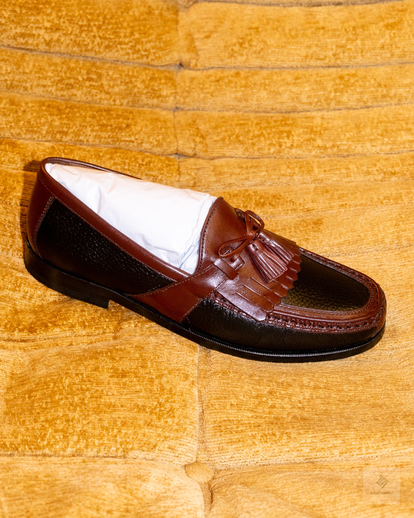 Johnston & Murphy Two Toned Kilted Tassel Loafers