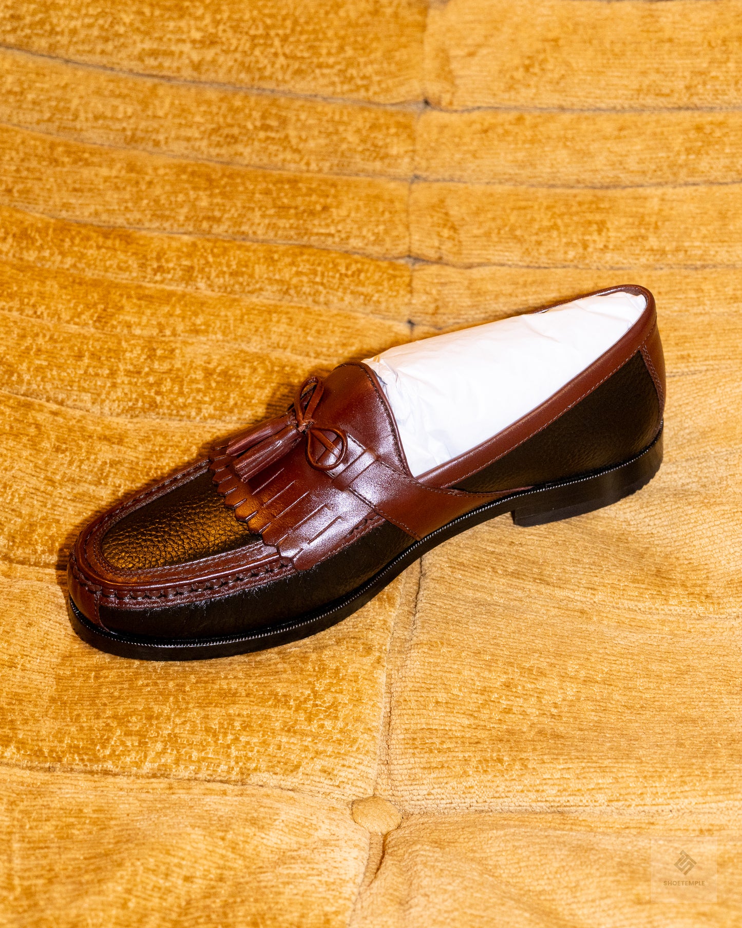 Johnston & Murphy Two Toned Kilted Tassel Loafers