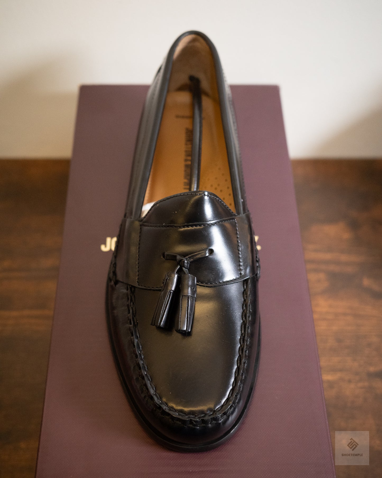 Johnston & Murphy Tassel Loafers in black