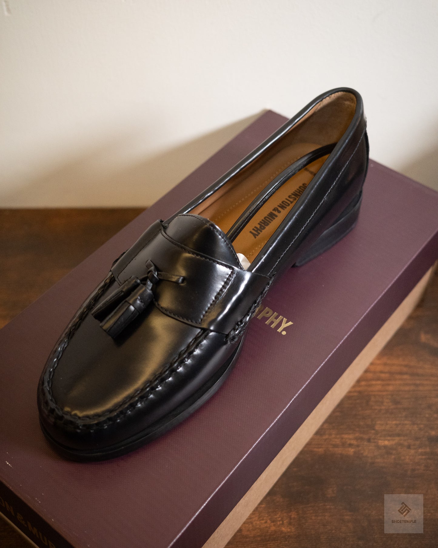 Johnston & Murphy Tassel Loafers in black