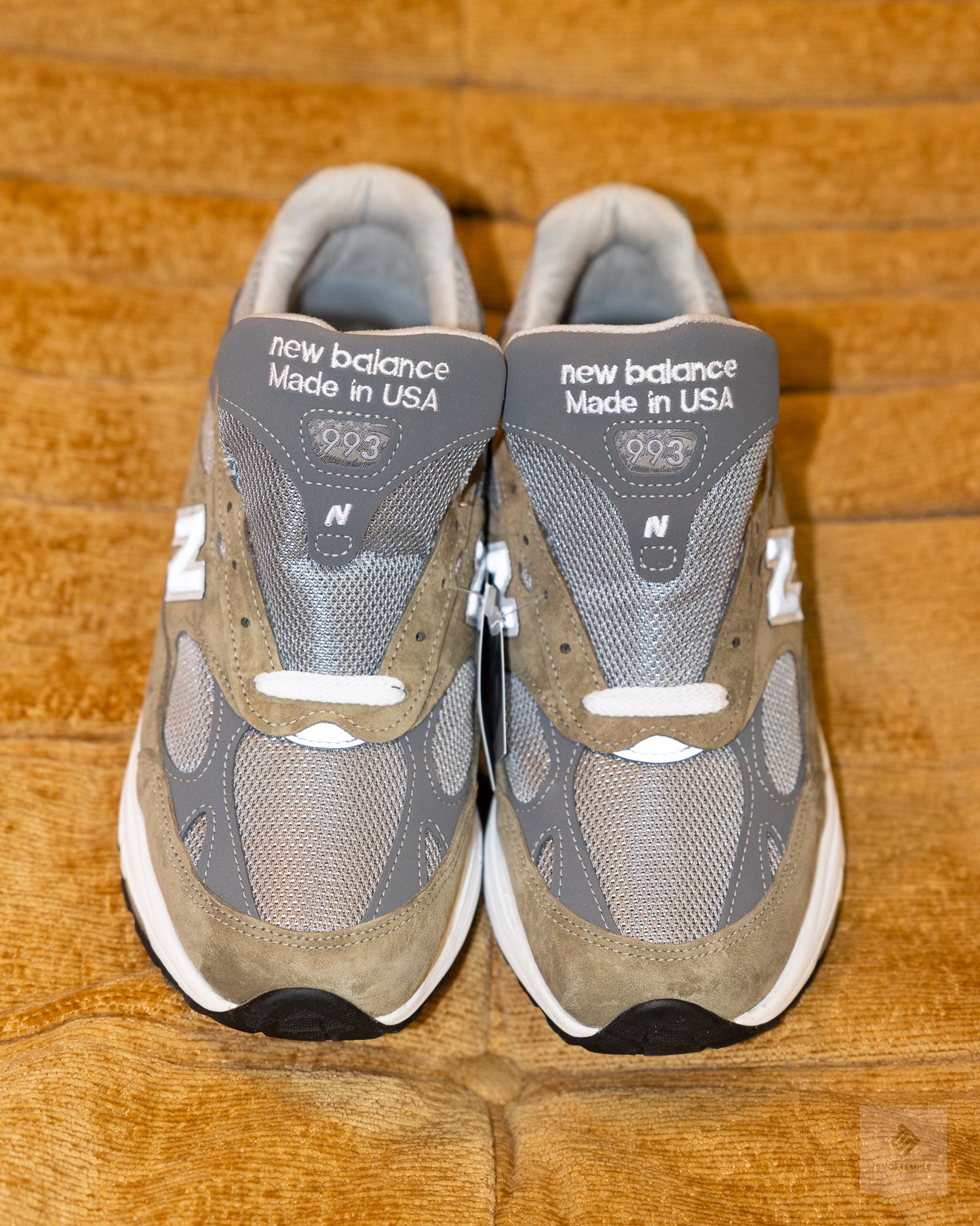 New Balance 993 Made in USA 'Heritage Pack - Covert Green' sneaker.