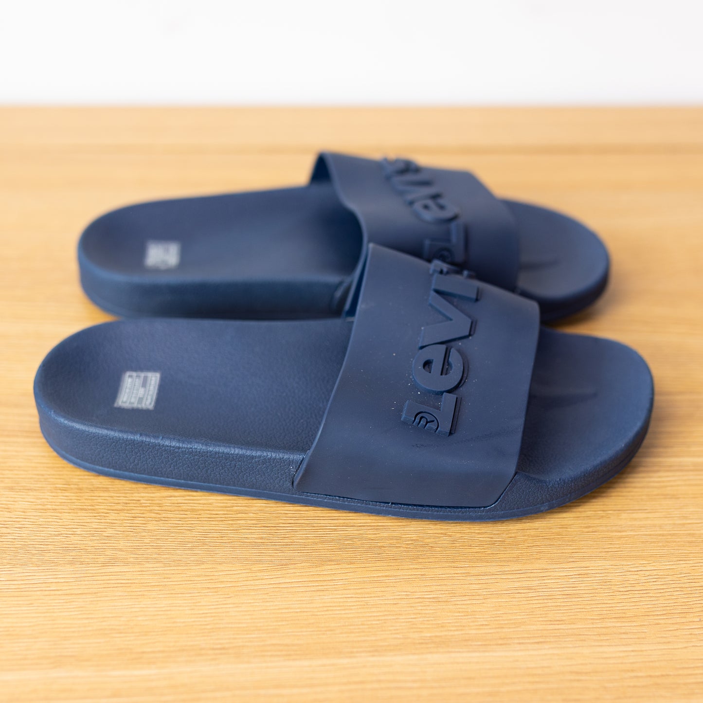 Levis Slides Navy