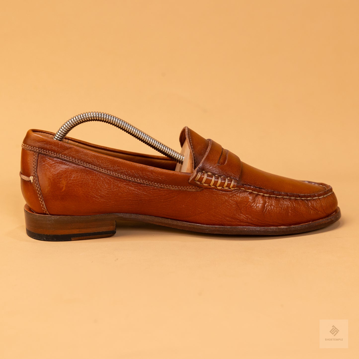 JOHNNIE-O Men’s Clubhouse Penny Loafer