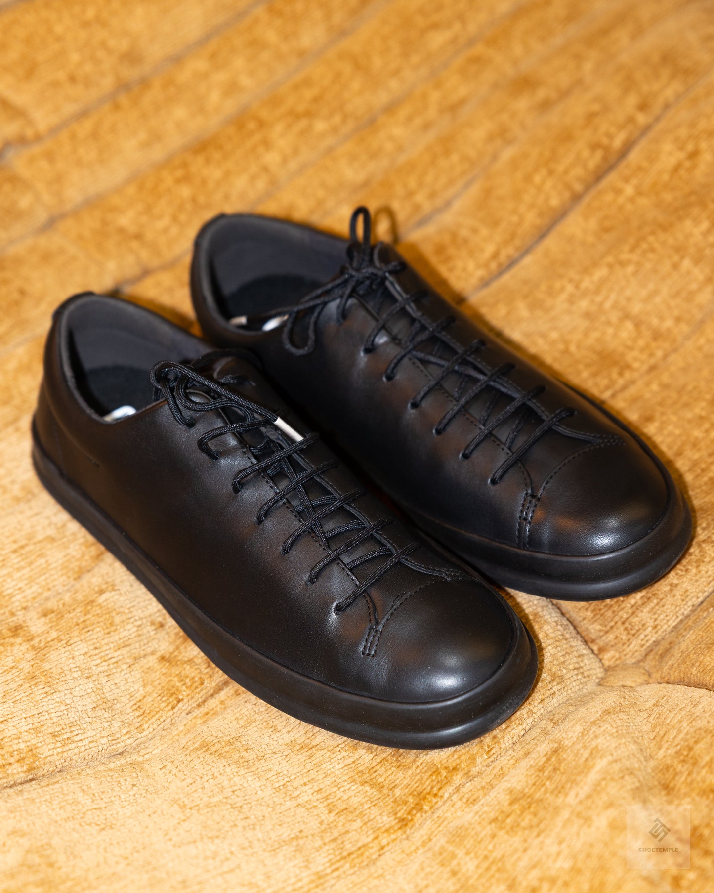 Black Leather Camper Chasis Sport sneakers