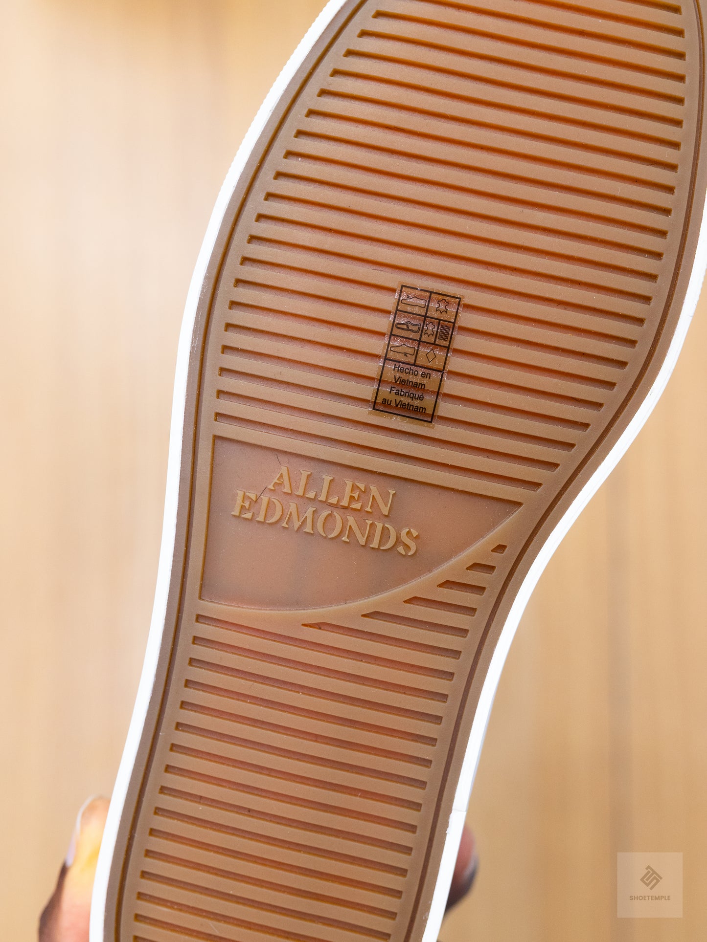 Allen Edmonds Paxton  Lace-up Sneaker Black