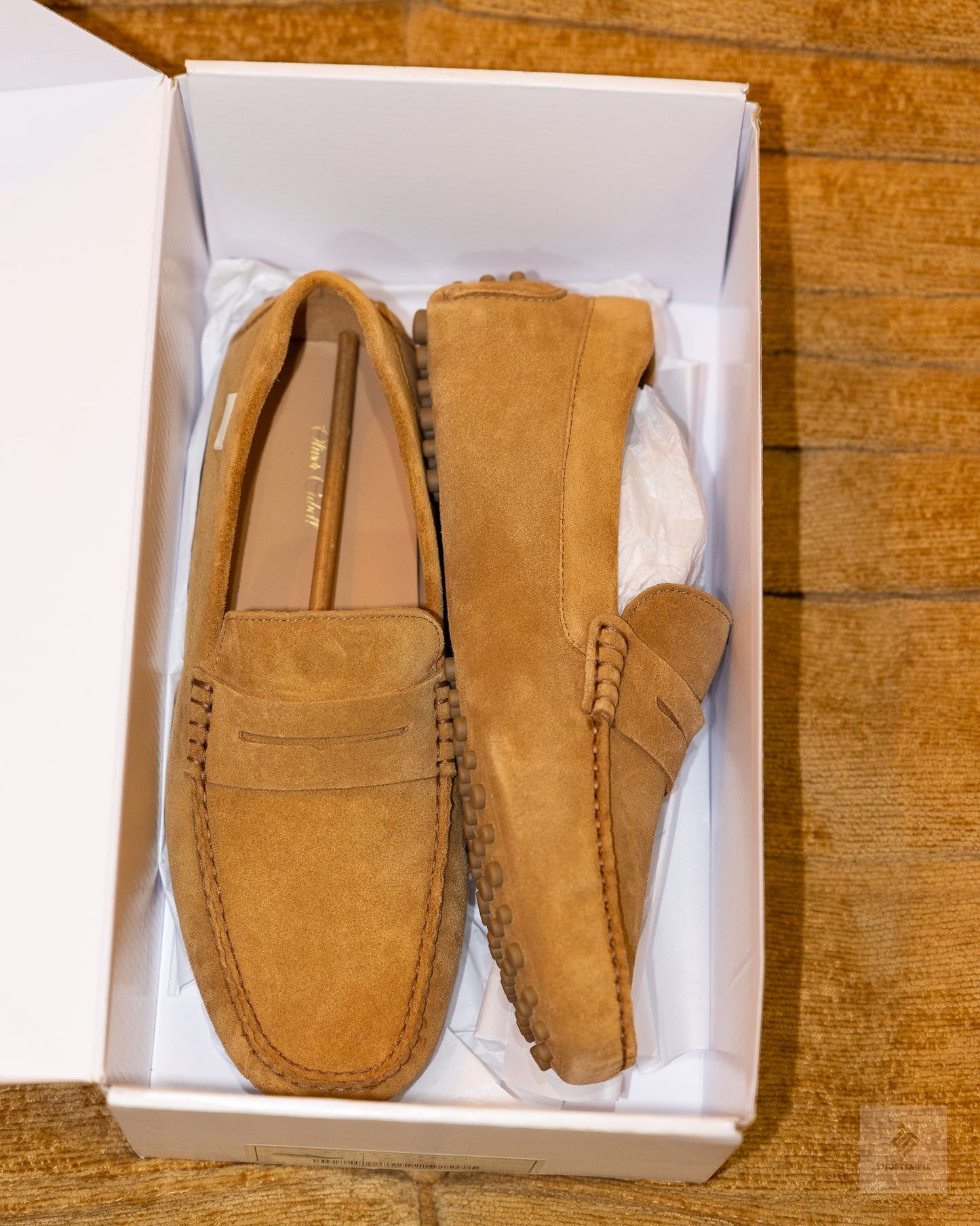 Oliver Cabell Driving Loafer in brown suede